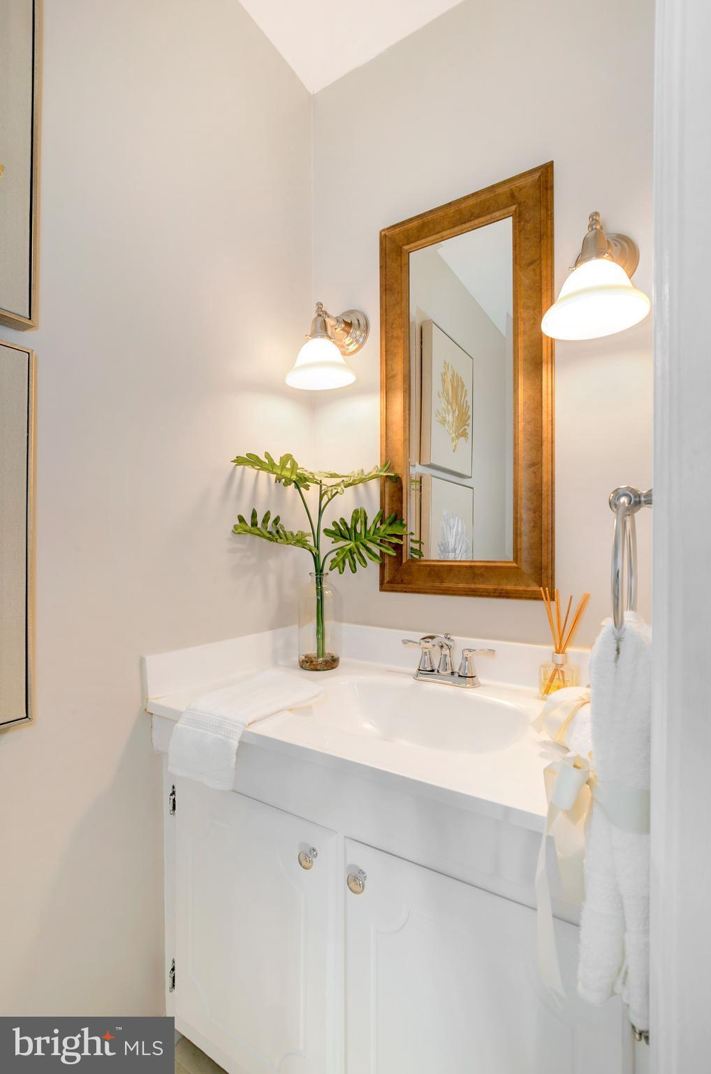 LAURELWOOD - Residential