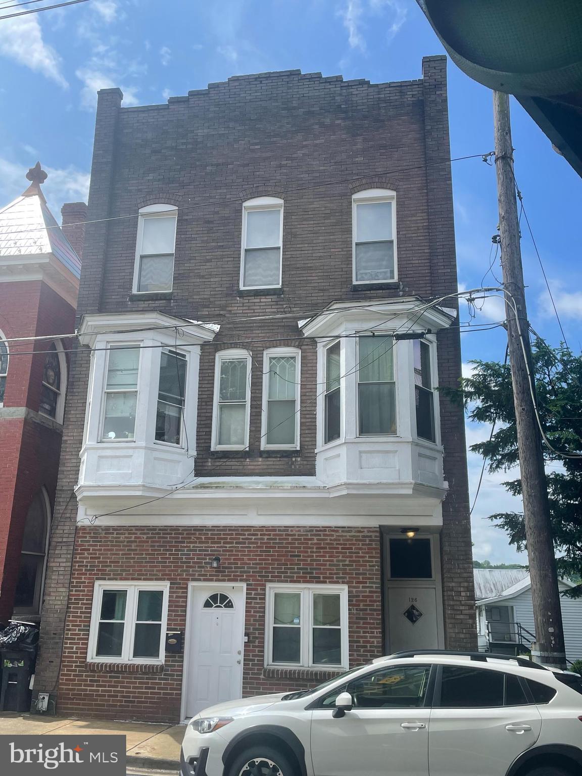 124 W POTOMAC STREET