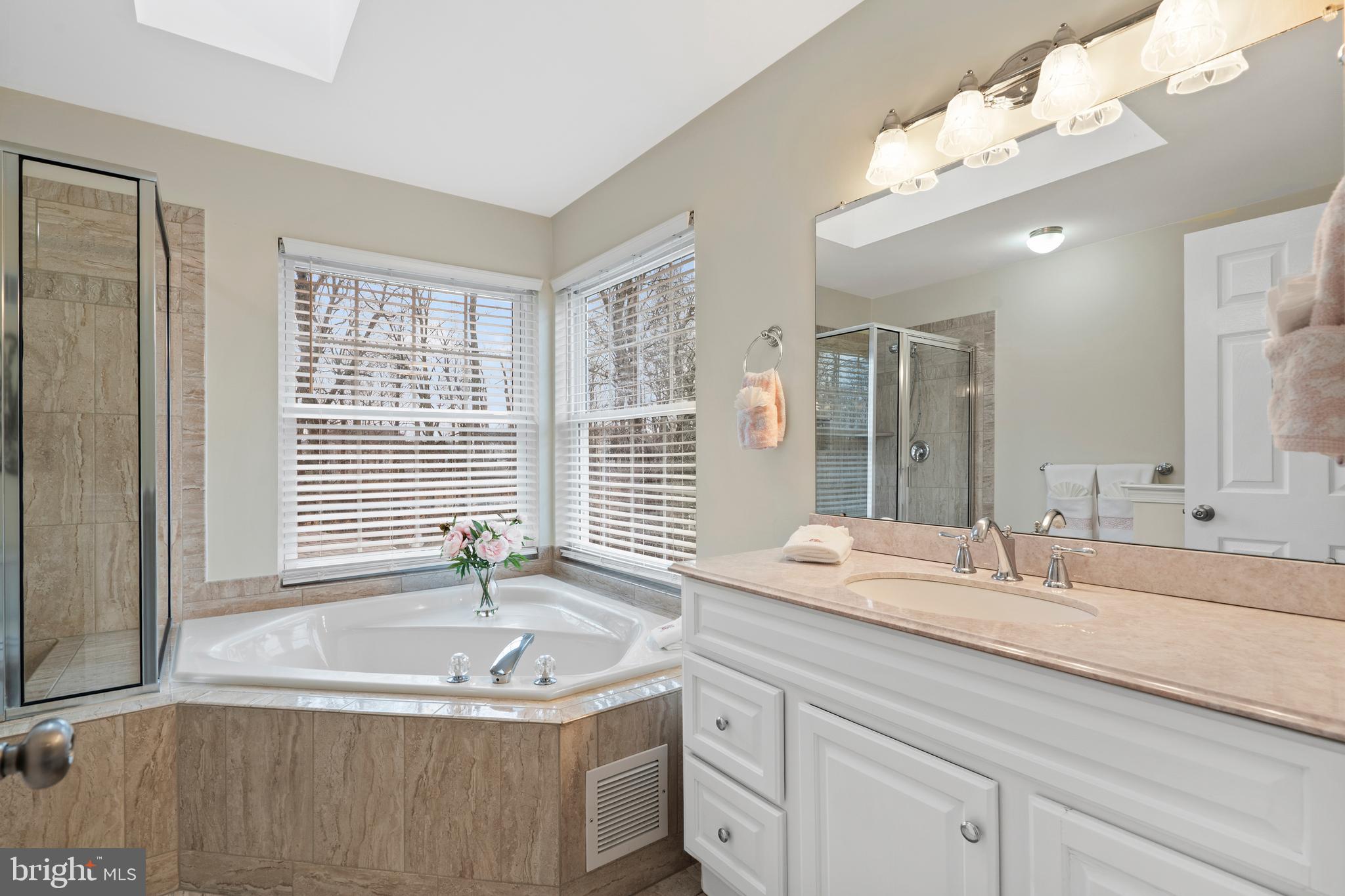 WARRINGTON OAKS - Residential