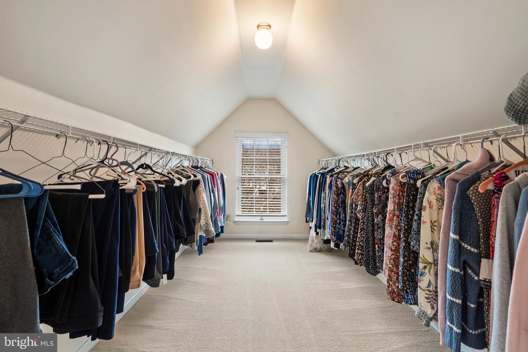 WARRINGTON OAKS - Residential