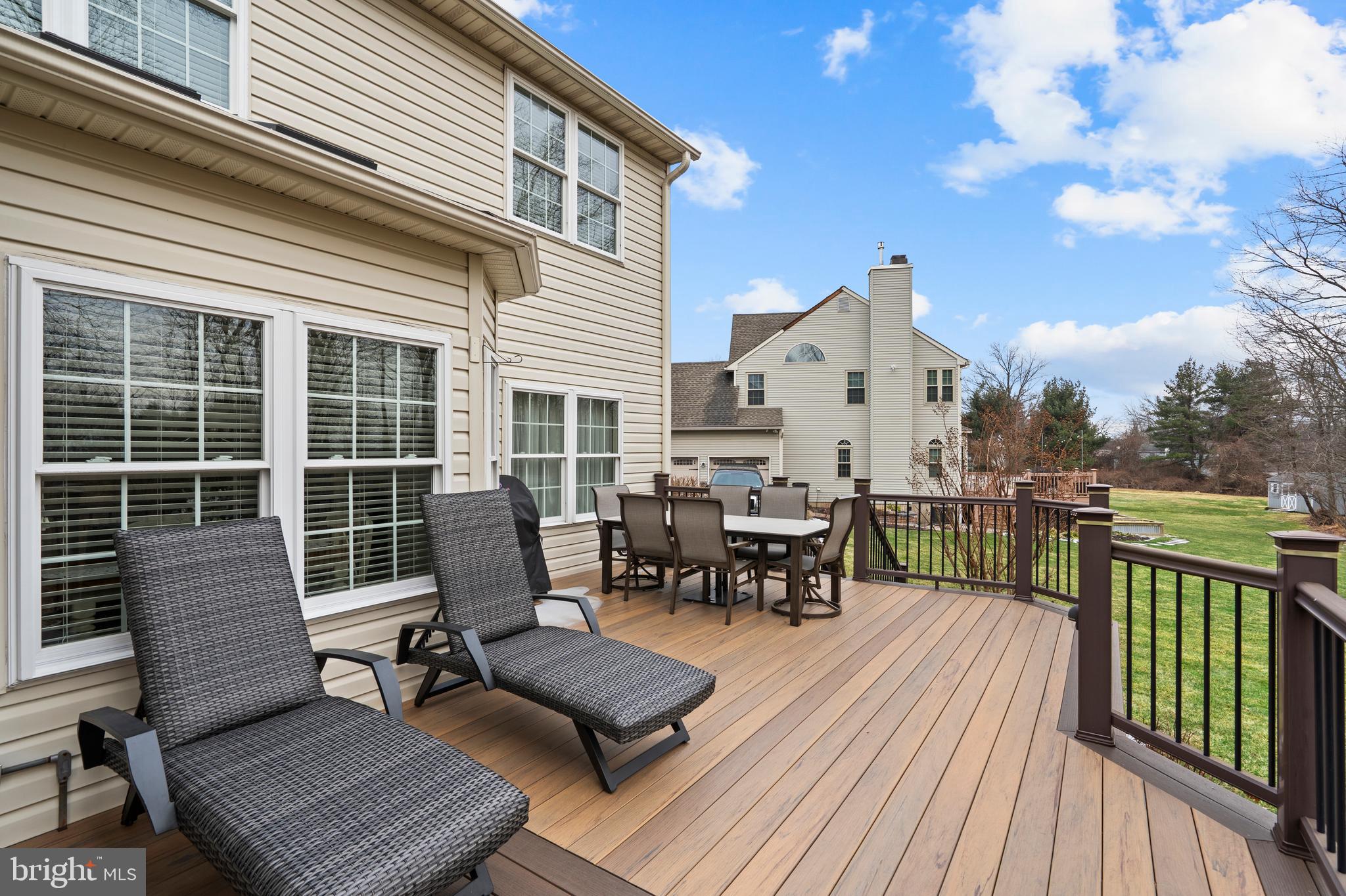 WARRINGTON OAKS - Residential