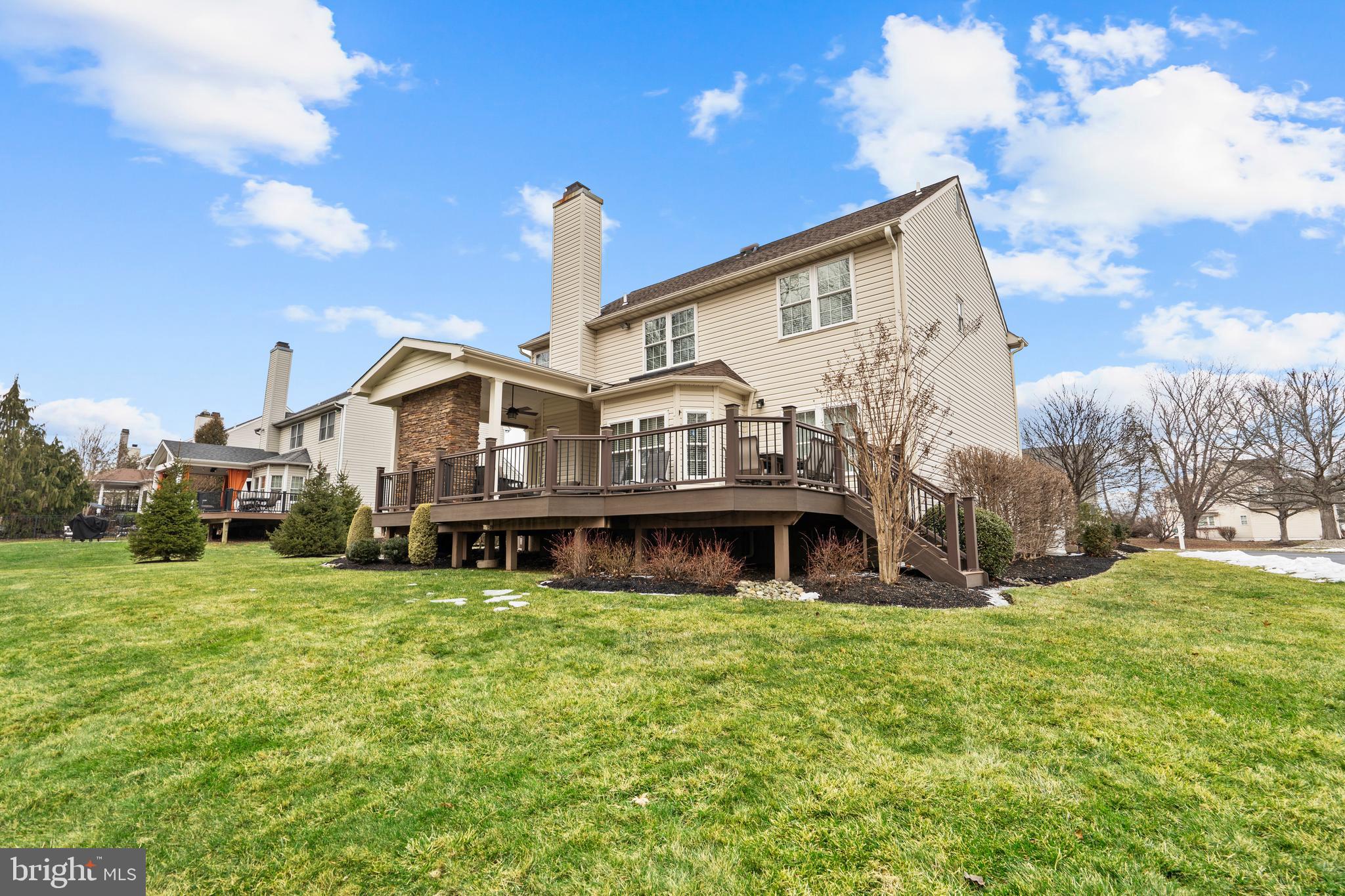 WARRINGTON OAKS - Residential