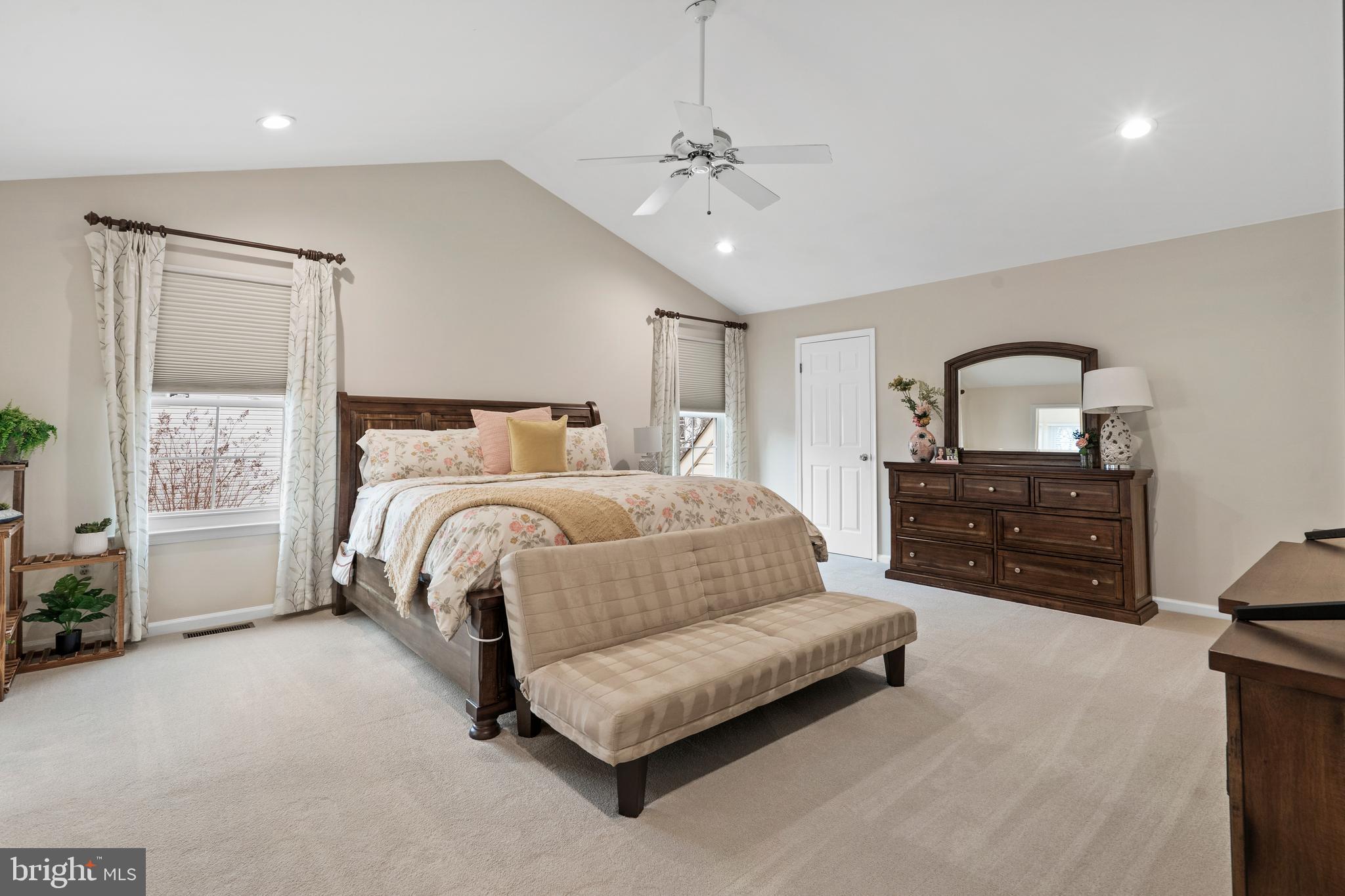 WARRINGTON OAKS - Residential