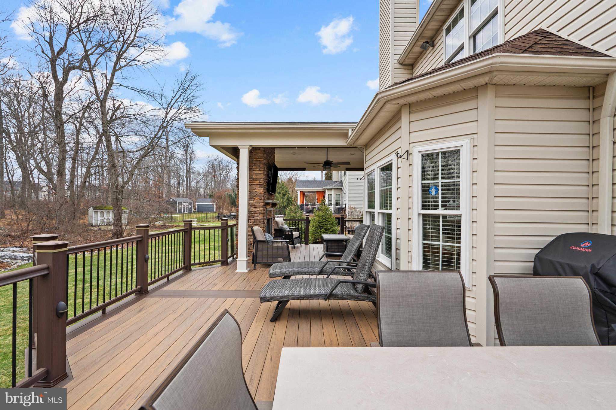 WARRINGTON OAKS - Residential