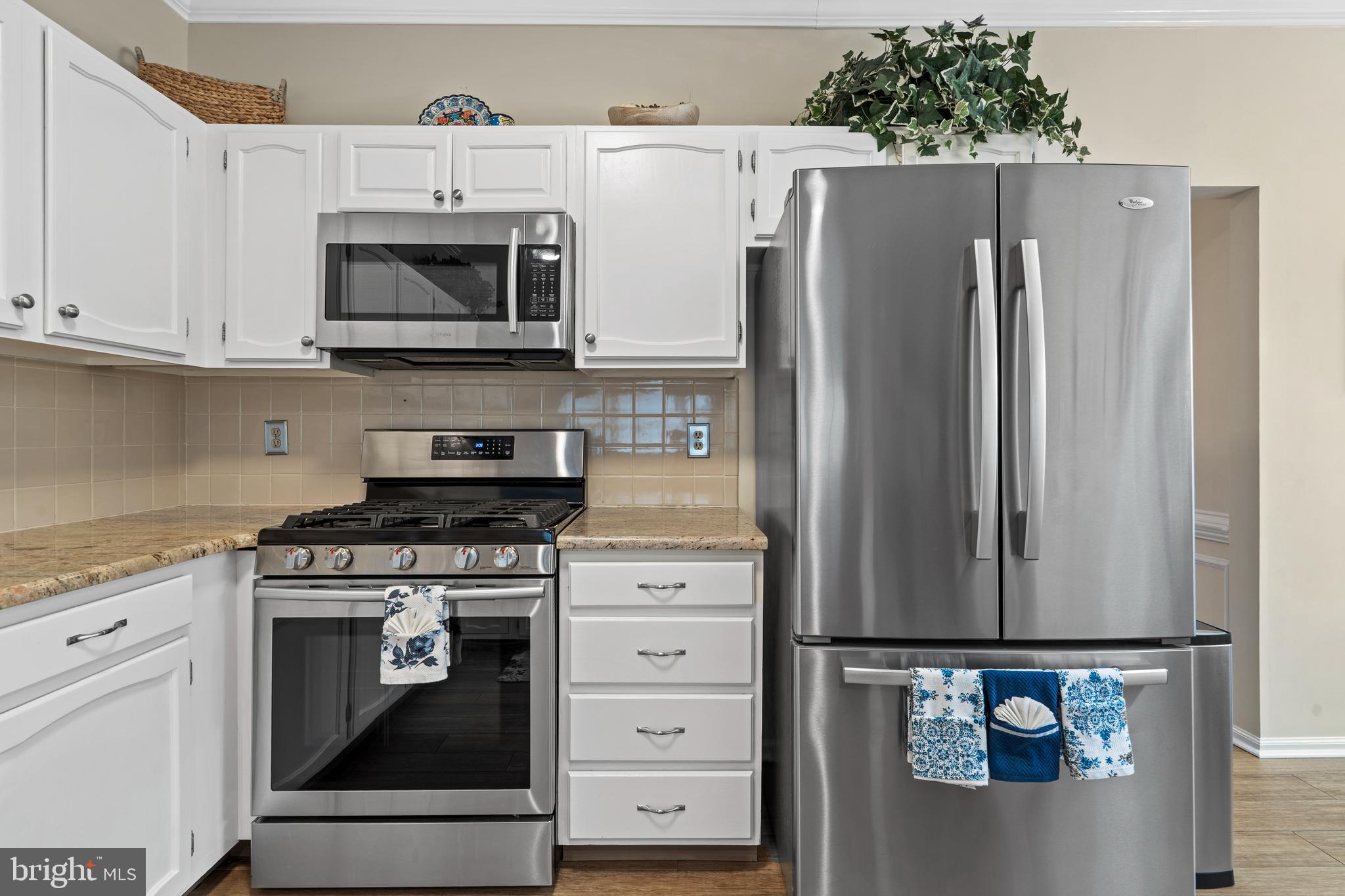 WARRINGTON OAKS - Residential