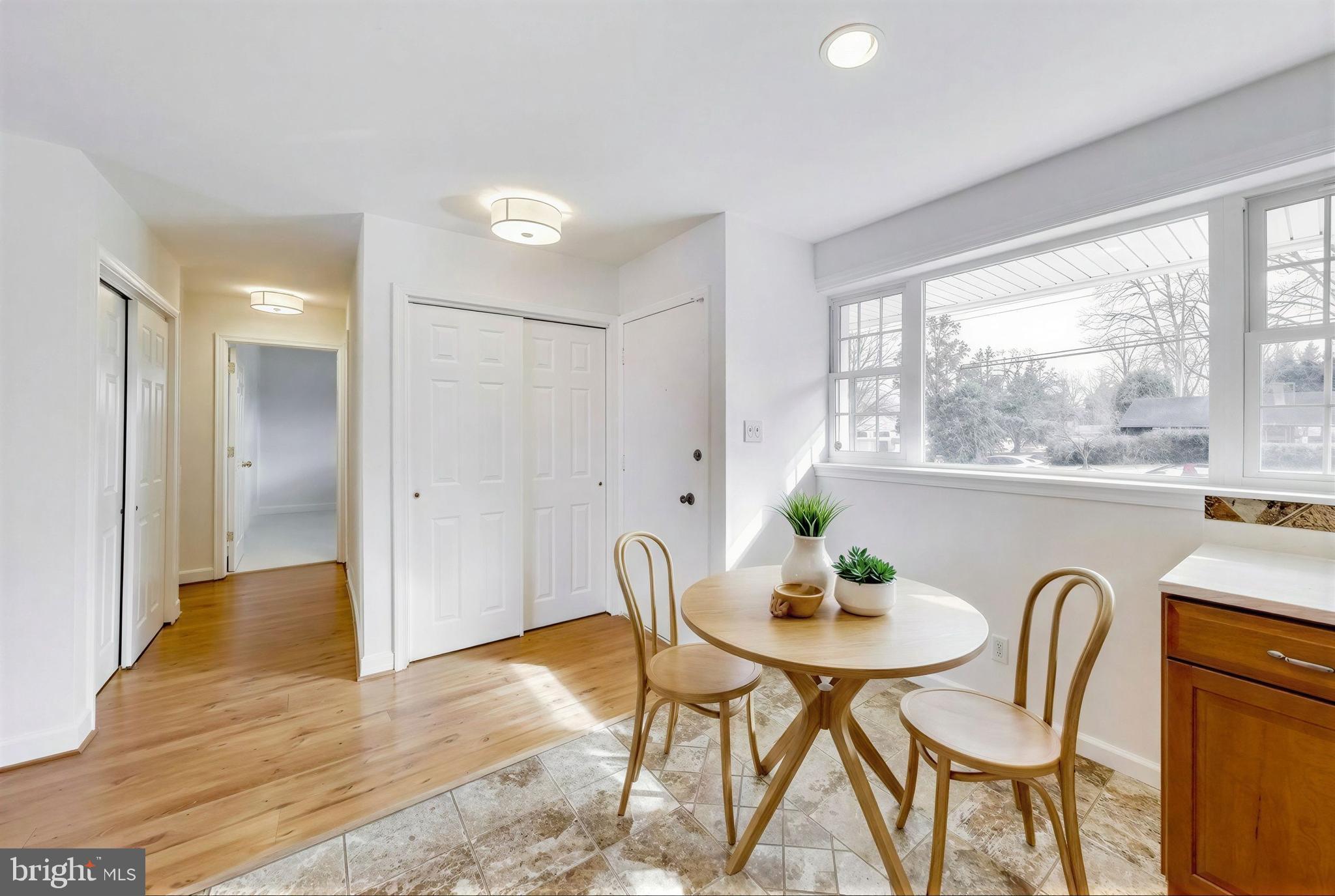 NORTH SPRINGFIELD - Residential