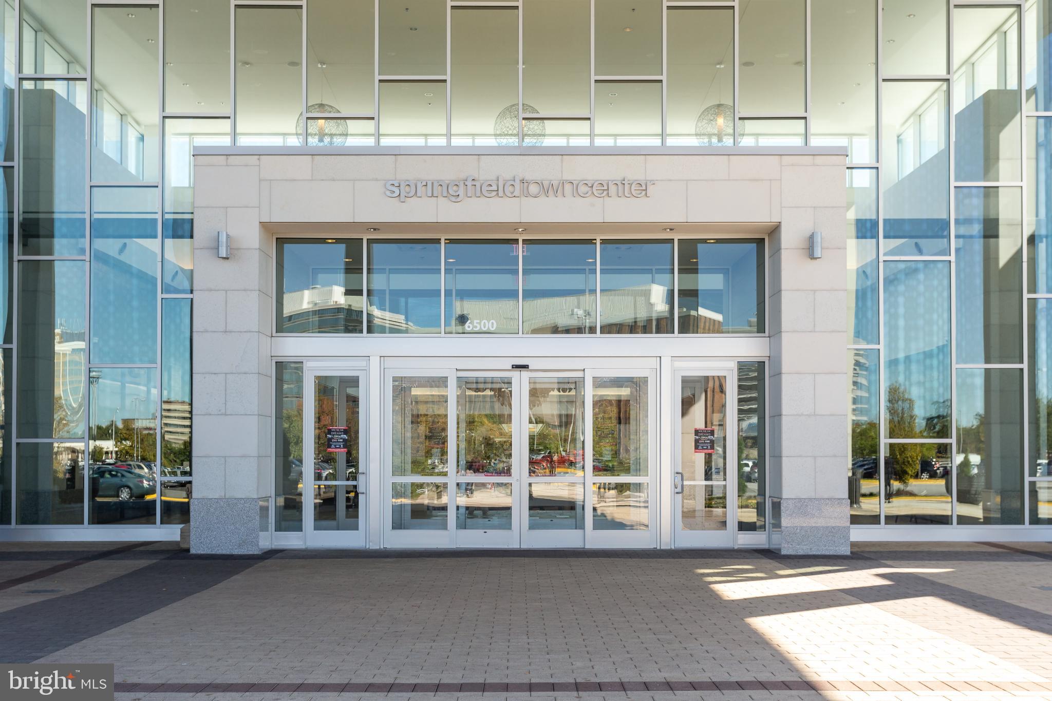 NORTH SPRINGFIELD - Residential