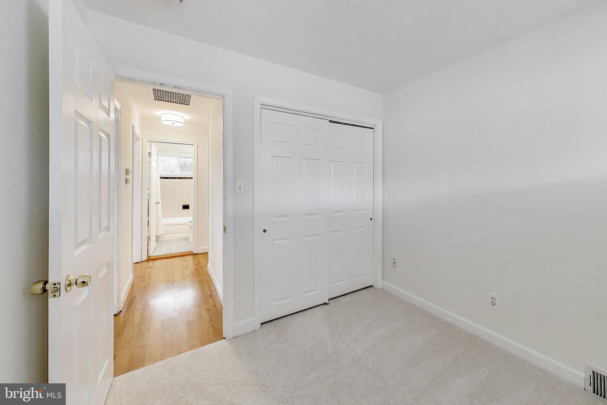 NORTH SPRINGFIELD - Residential