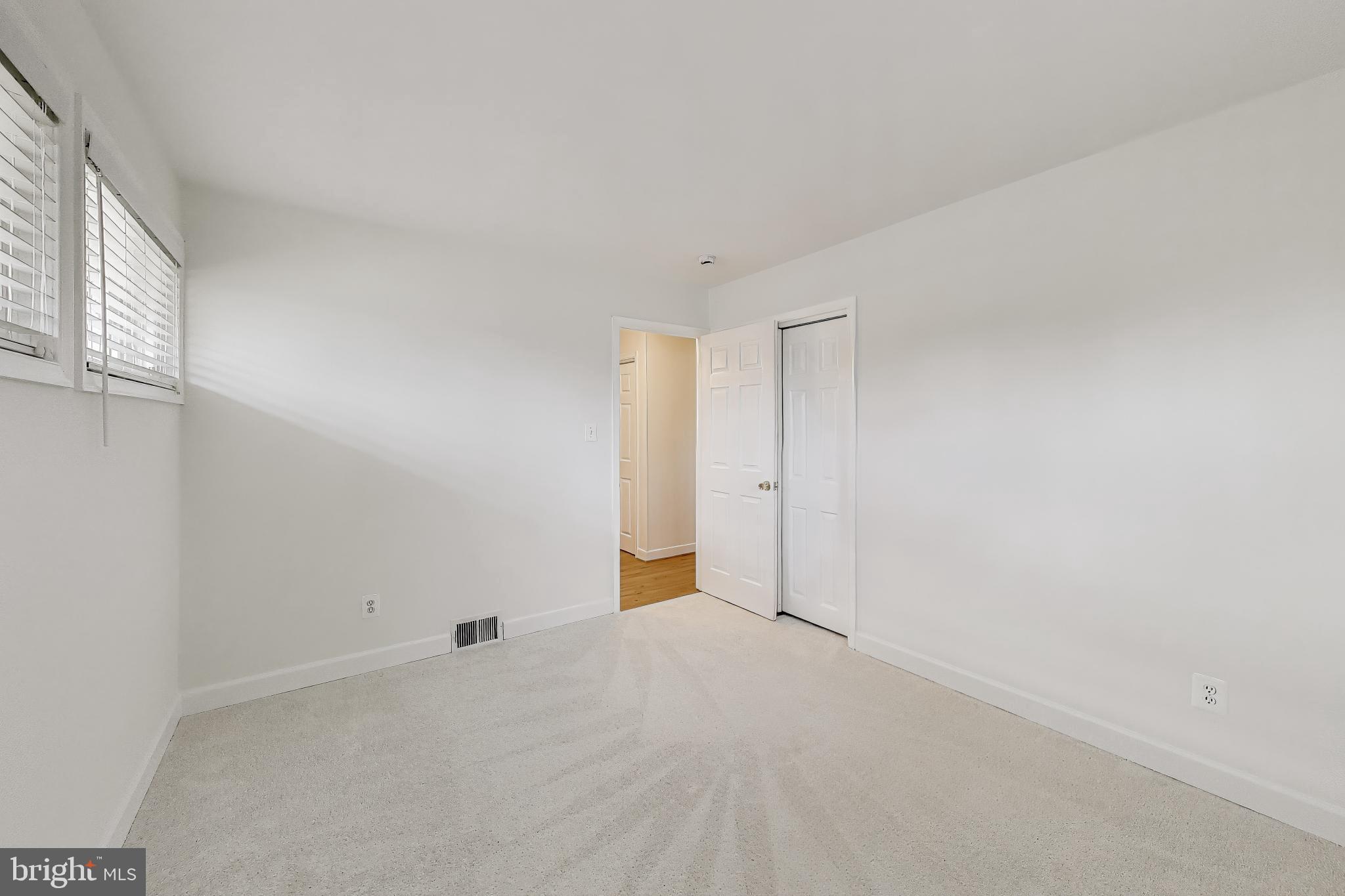 NORTH SPRINGFIELD - Residential