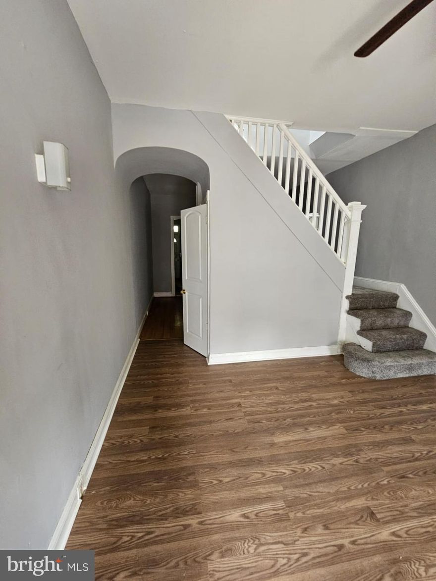 Currently rented at $1280 a month to a responsible tenant who is able to move but would also stay with the property if desired. This property can also be sold as a portfolio along with two other properties!!!
Discover a prime investment opportunity with this charming bi-level townhouse, built in 1970 and brimming with potential. With three spacious bedrooms and a full bathroom, this property is a blank canvas ready for your vision. The interior layout offers a versatile space that can easily be transformed into a modern rental or a cozy home for future tenants. Situated on a compact 0.02-acre lot, this property is designed for low maintenance, making it an ideal choice for investors seeking to maximize returns. The absence of a pool and extensive landscaping means reduced upkeep costs, allowing you to focus on generating income. On-street parking provides convenience for residents and guests alike. The property's location offers easy access to local amenities, enhancing its appeal to potential renters. With the right renovations, you can significantly increase its market value and rental income. Imagine the possibilities: a fresh coat of paint, updated appliances, and modern finishes could elevate this townhouse into a sought-after rental unit. Investing in this property not only secures a tangible asset but also positions you in a growing market with the potential for appreciation. Don't miss out on the chance to capitalize on this promising investment-transform this townhouse into a lucrative income-generating property today!