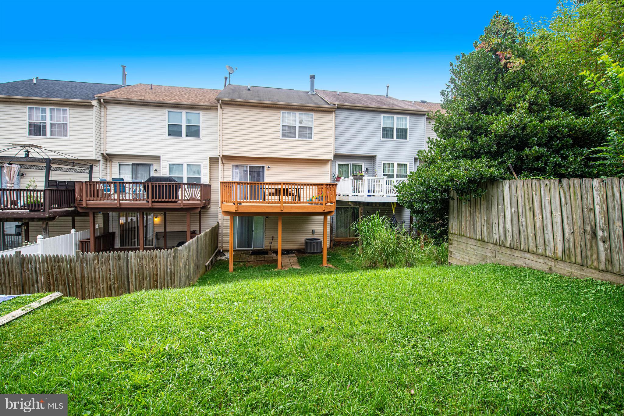 OAKHURST - Residential