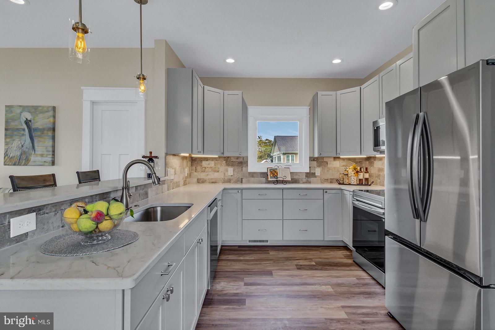 REEDVILLE - Residential