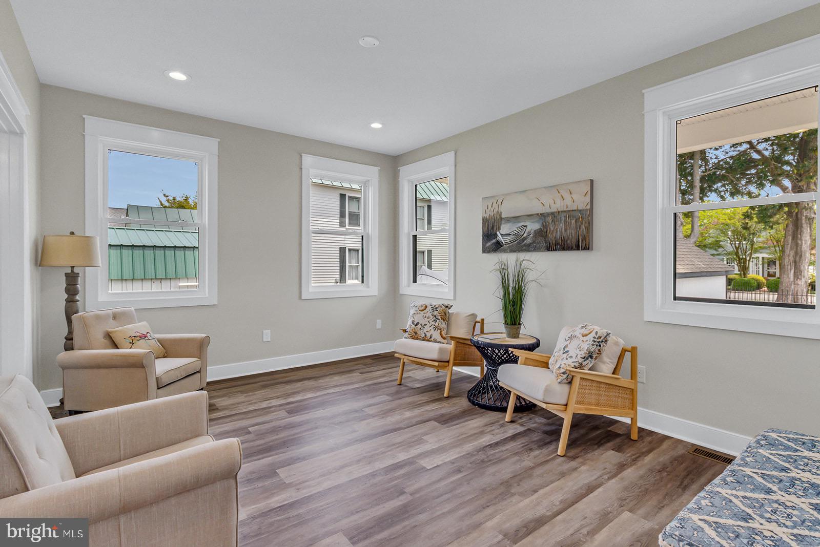 REEDVILLE - Residential