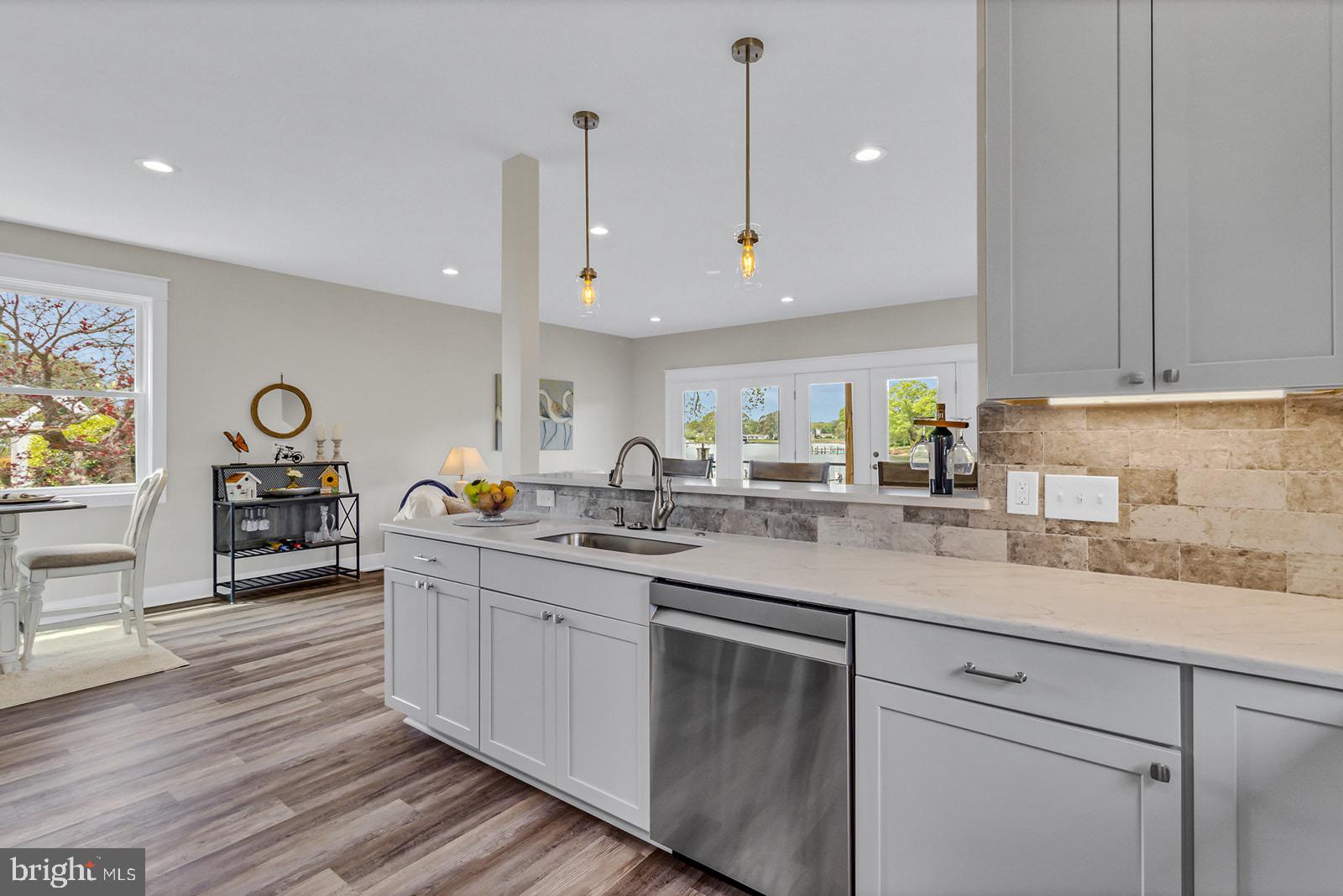 REEDVILLE - Residential