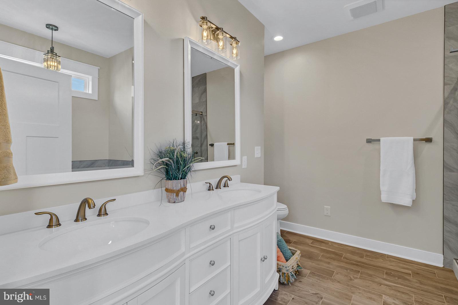 REEDVILLE - Residential