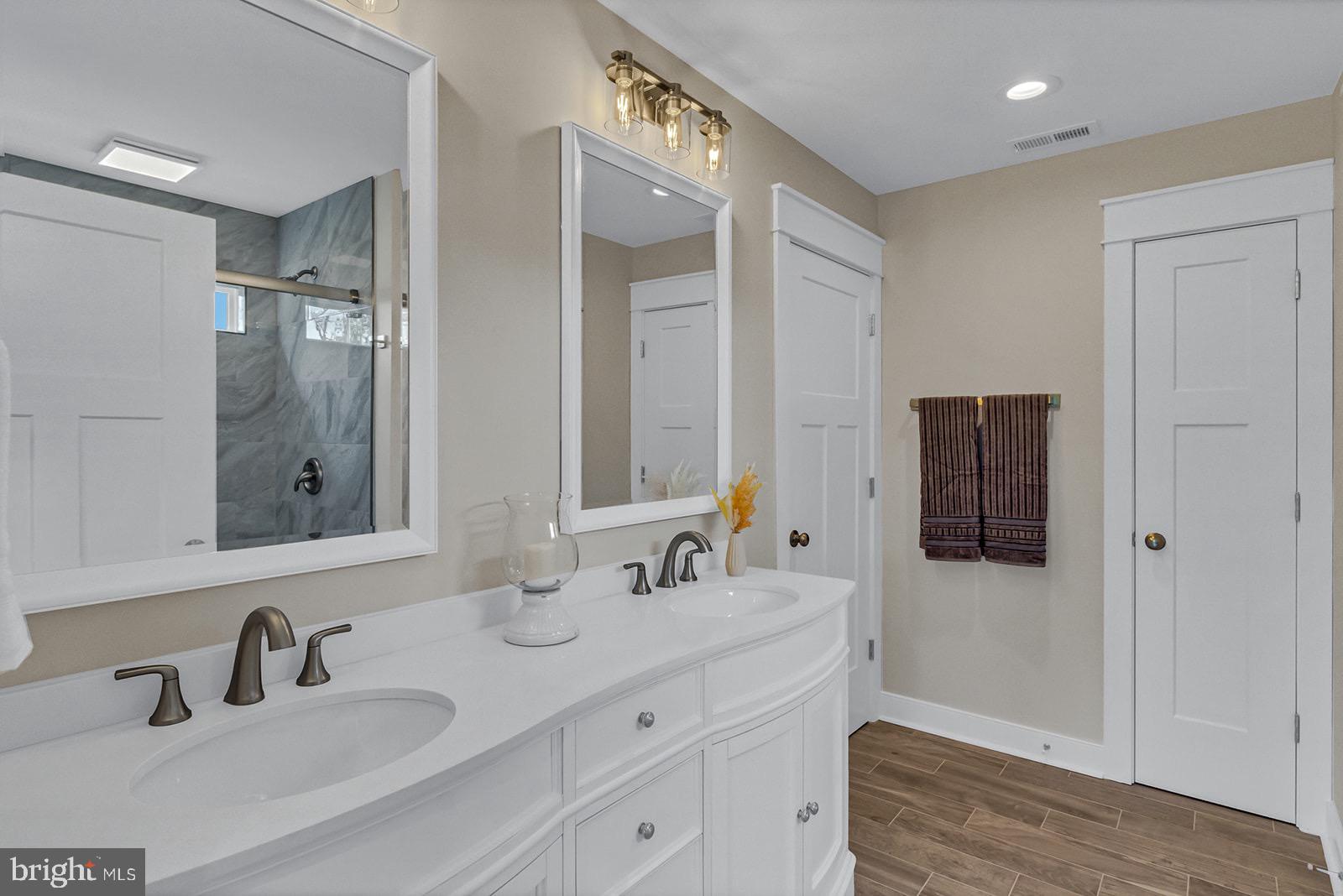 REEDVILLE - Residential