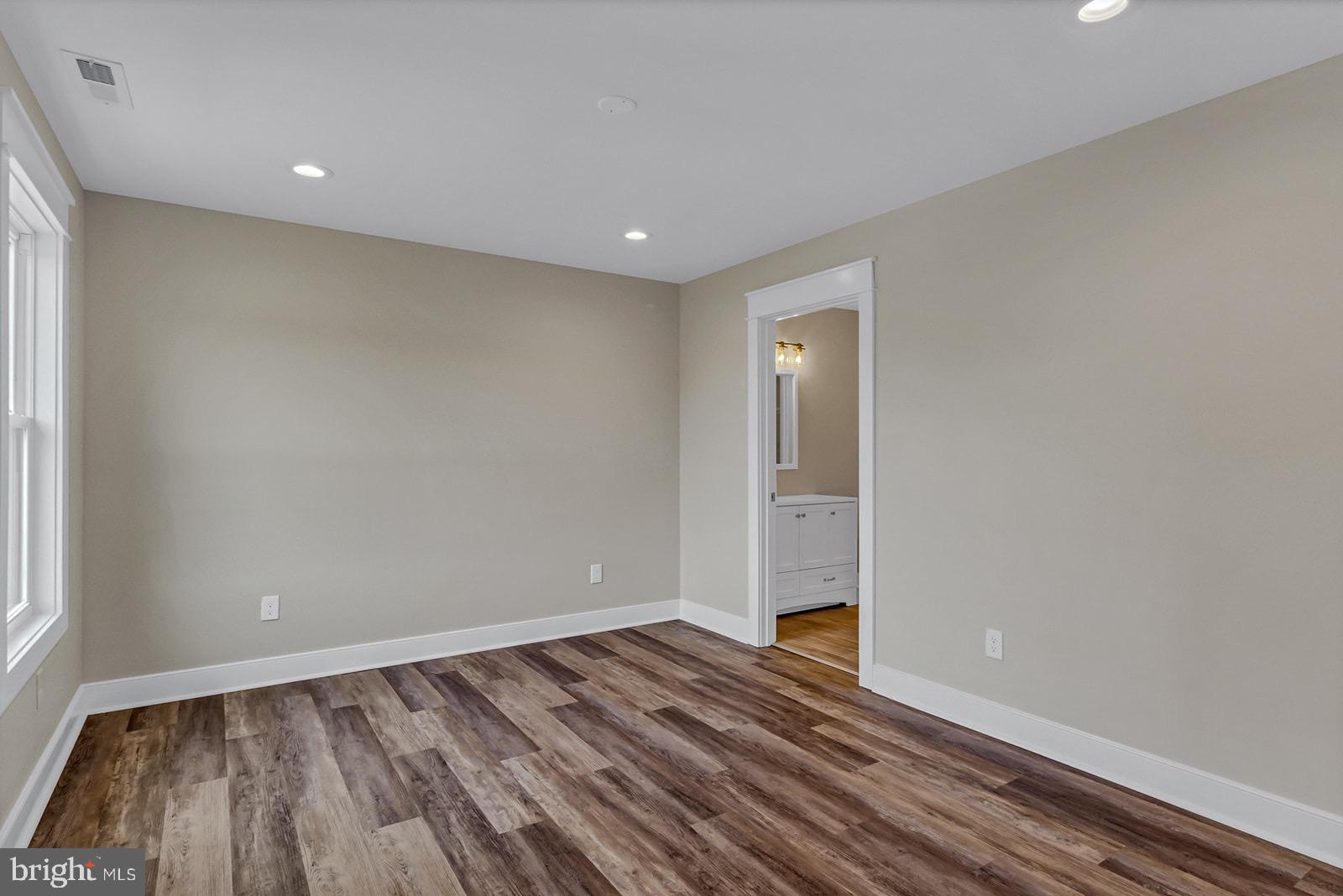 REEDVILLE - Residential