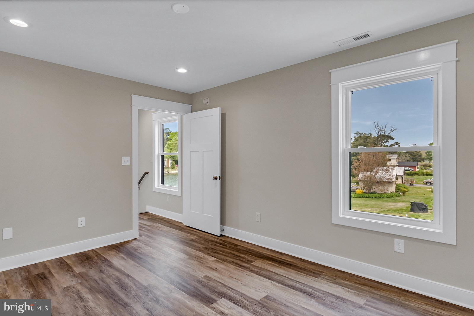 REEDVILLE - Residential