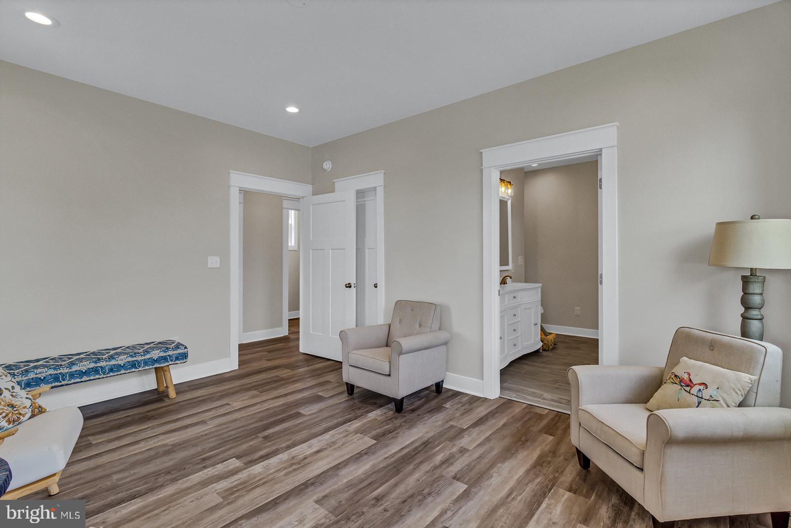 REEDVILLE - Residential