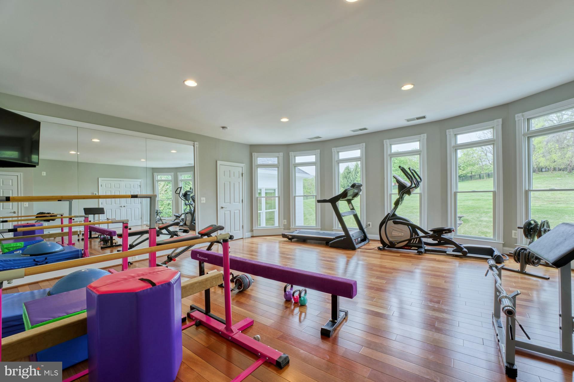 BEACON HILL - Residential