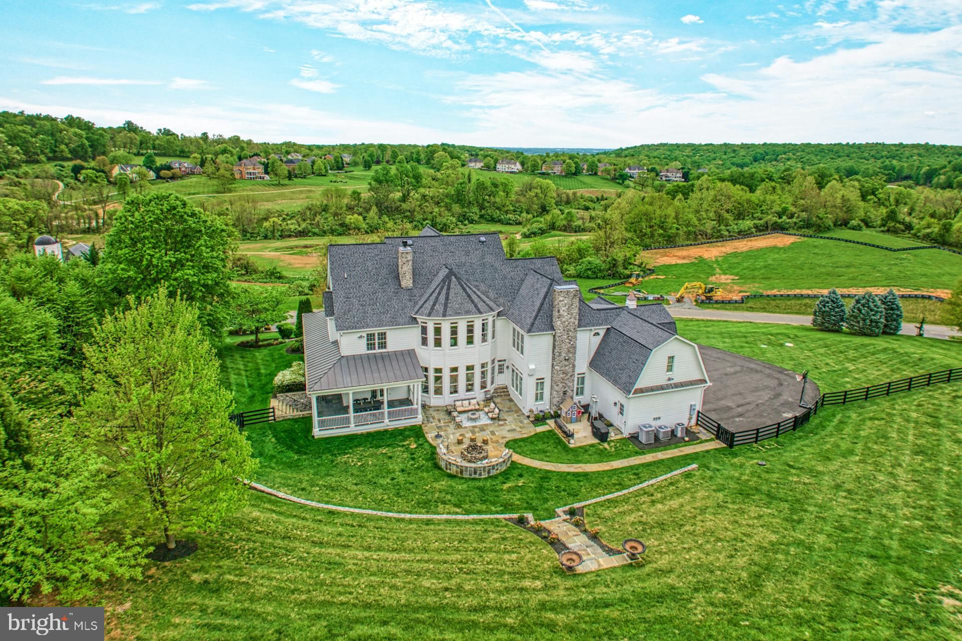 BEACON HILL - Residential