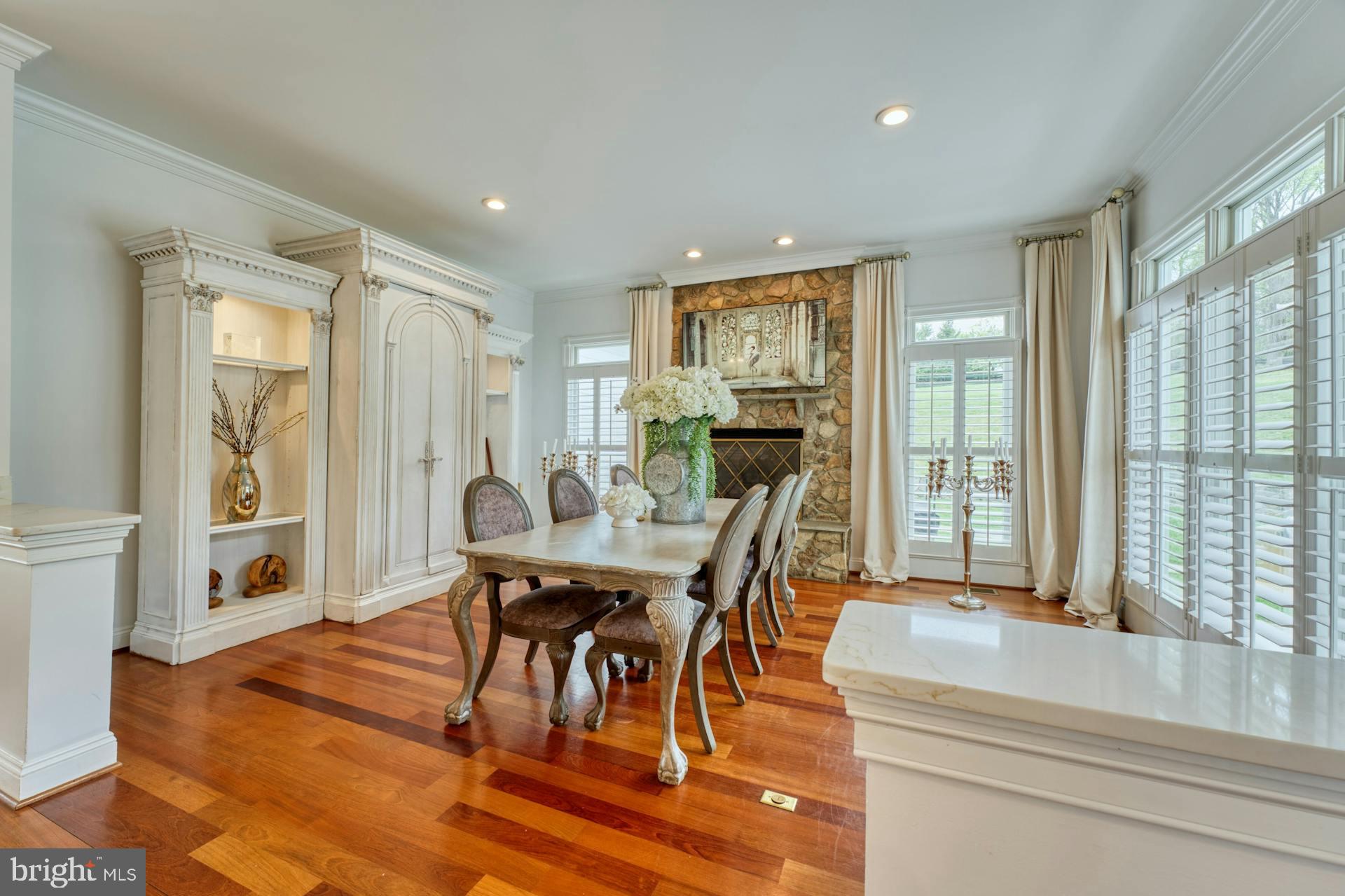 BEACON HILL - Residential