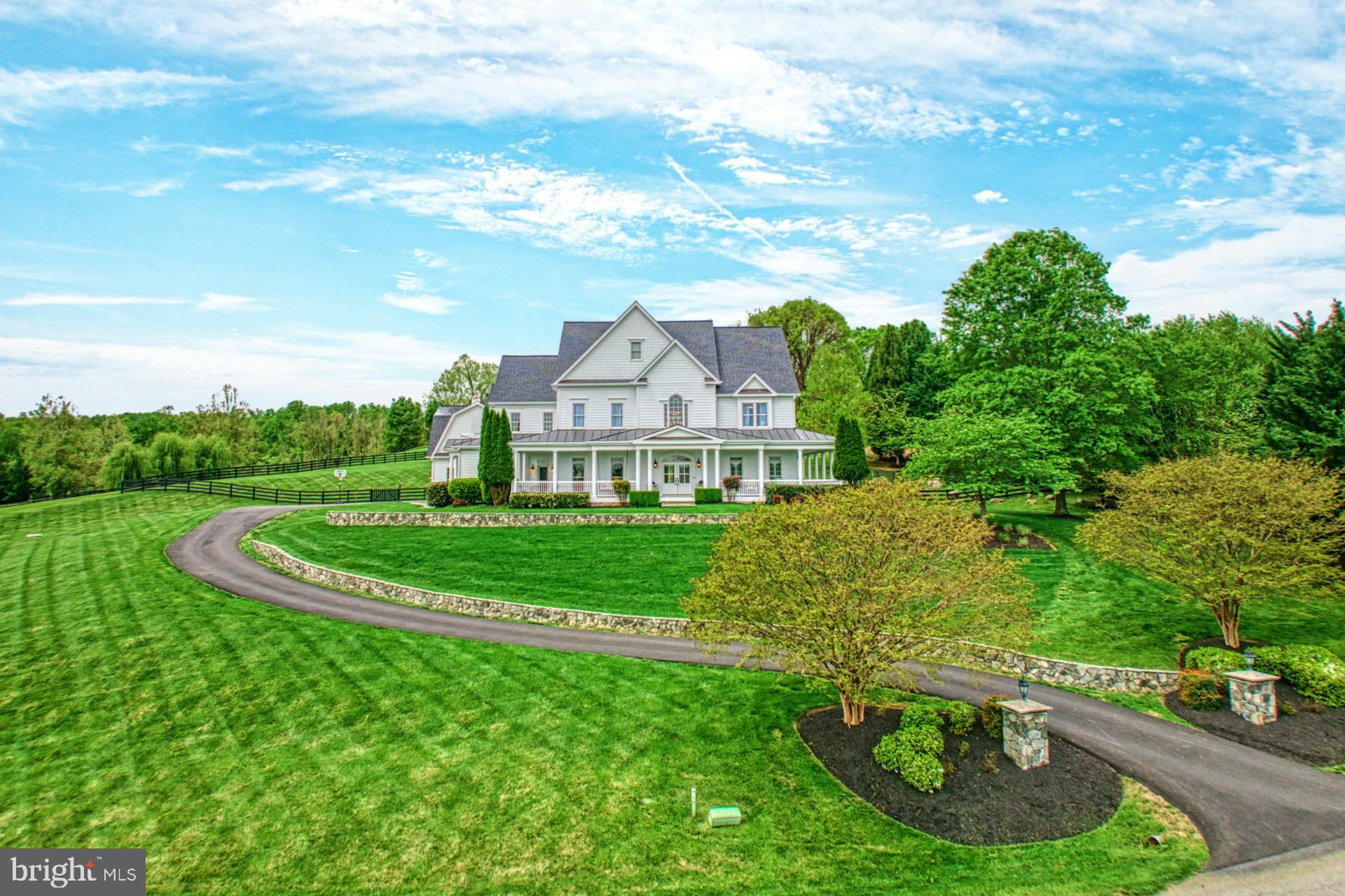 BEACON HILL - Residential