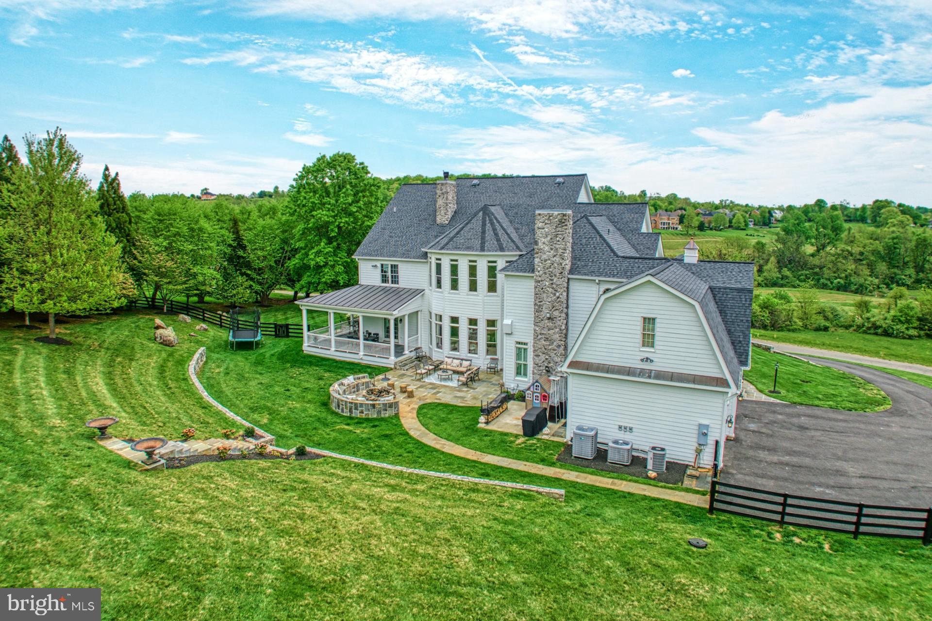 BEACON HILL - Residential