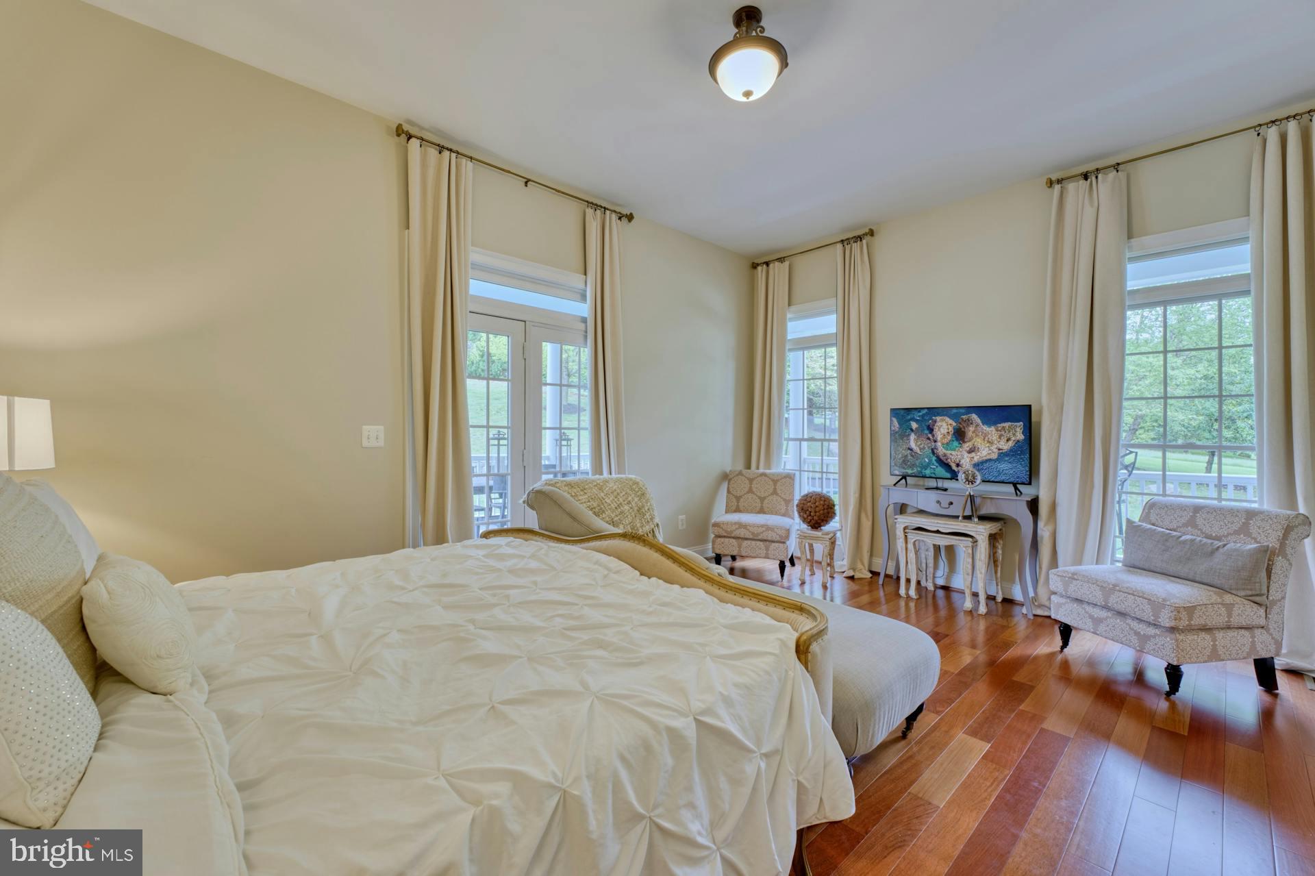 BEACON HILL - Residential