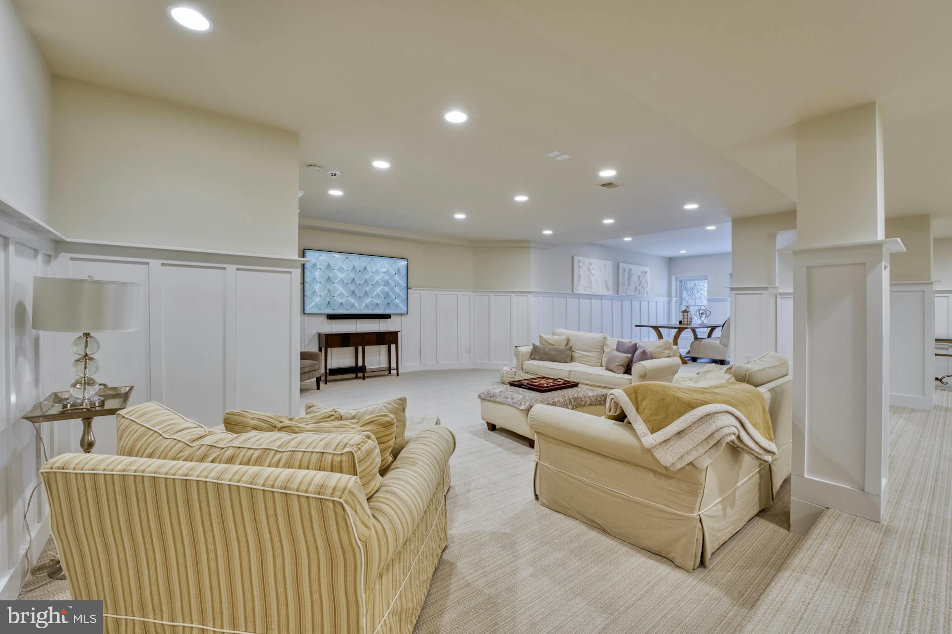 BEACON HILL - Residential