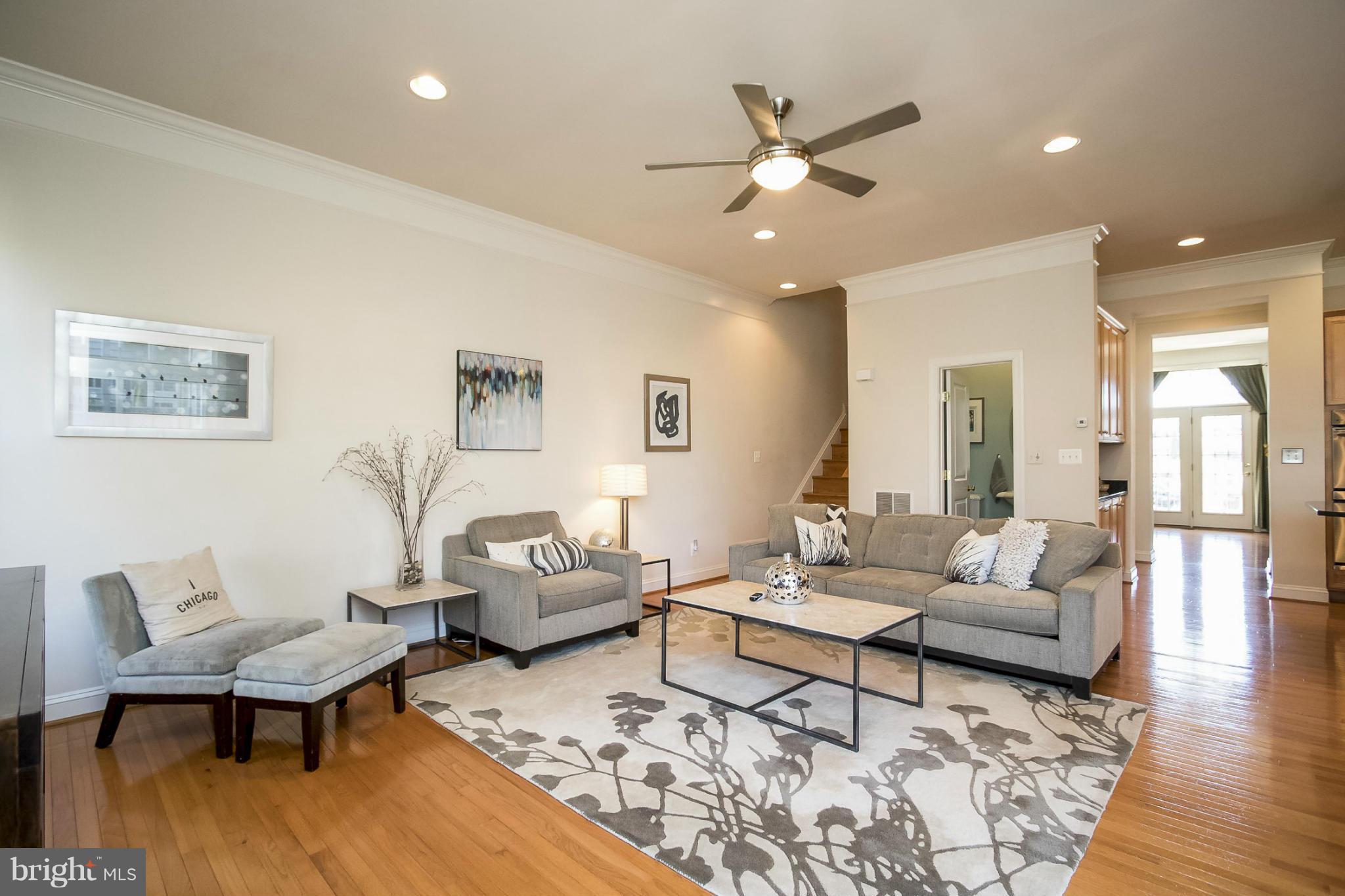 BROADLANDS SOUTH - Residential