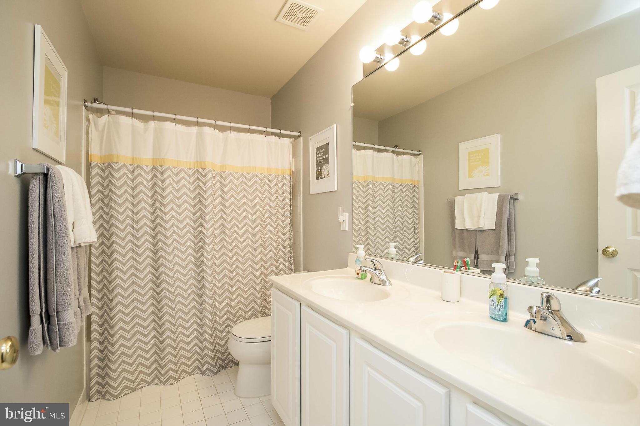 BROADLANDS SOUTH - Residential