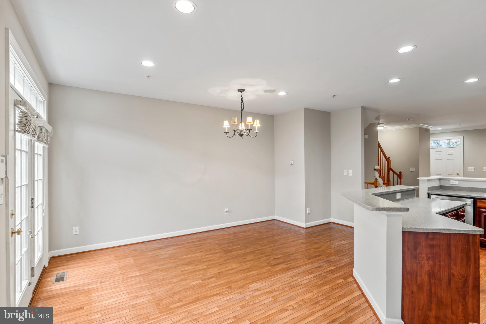 VILLAGES OF URBANA - Residential