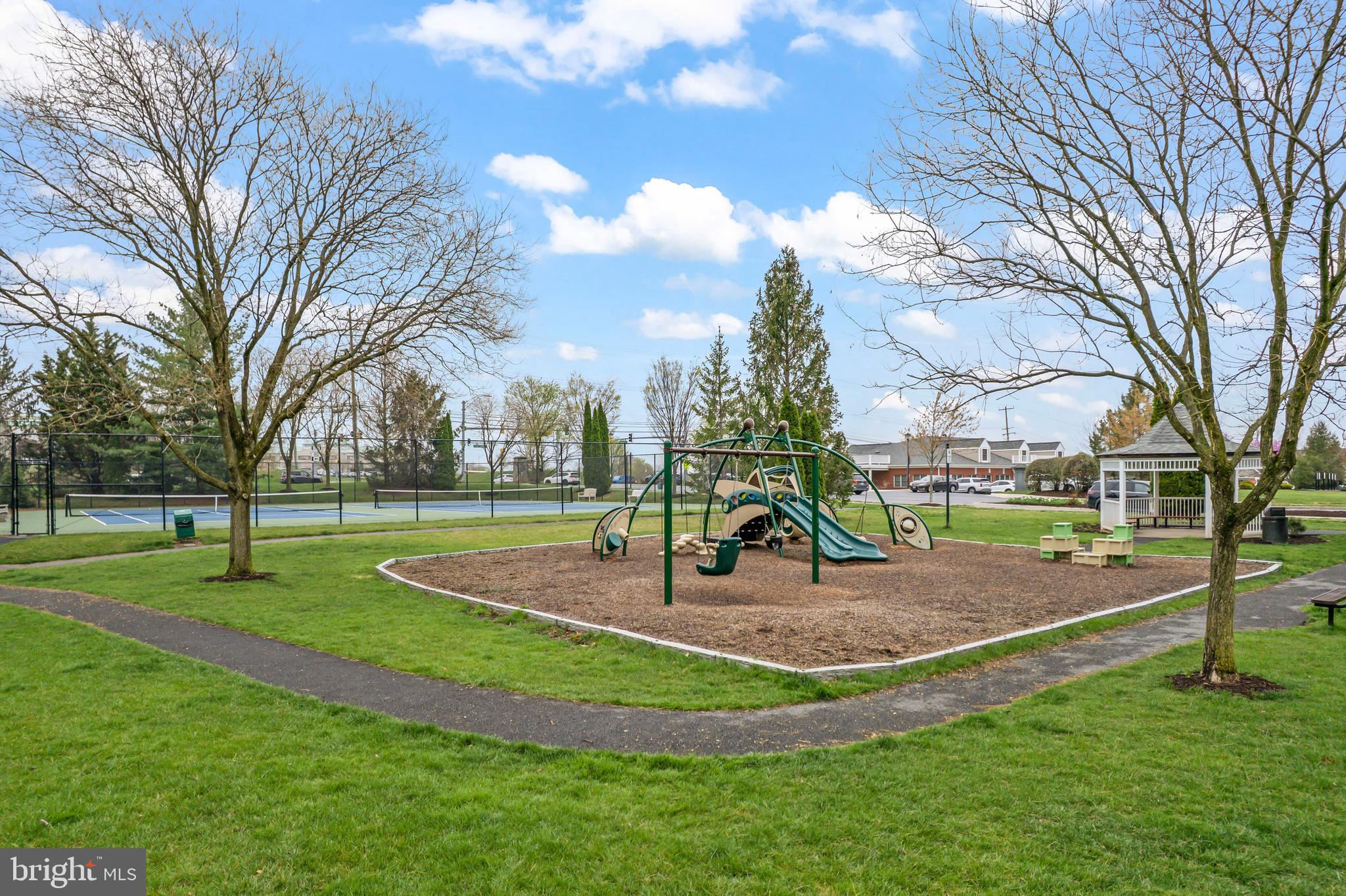 VILLAGES OF URBANA - Residential