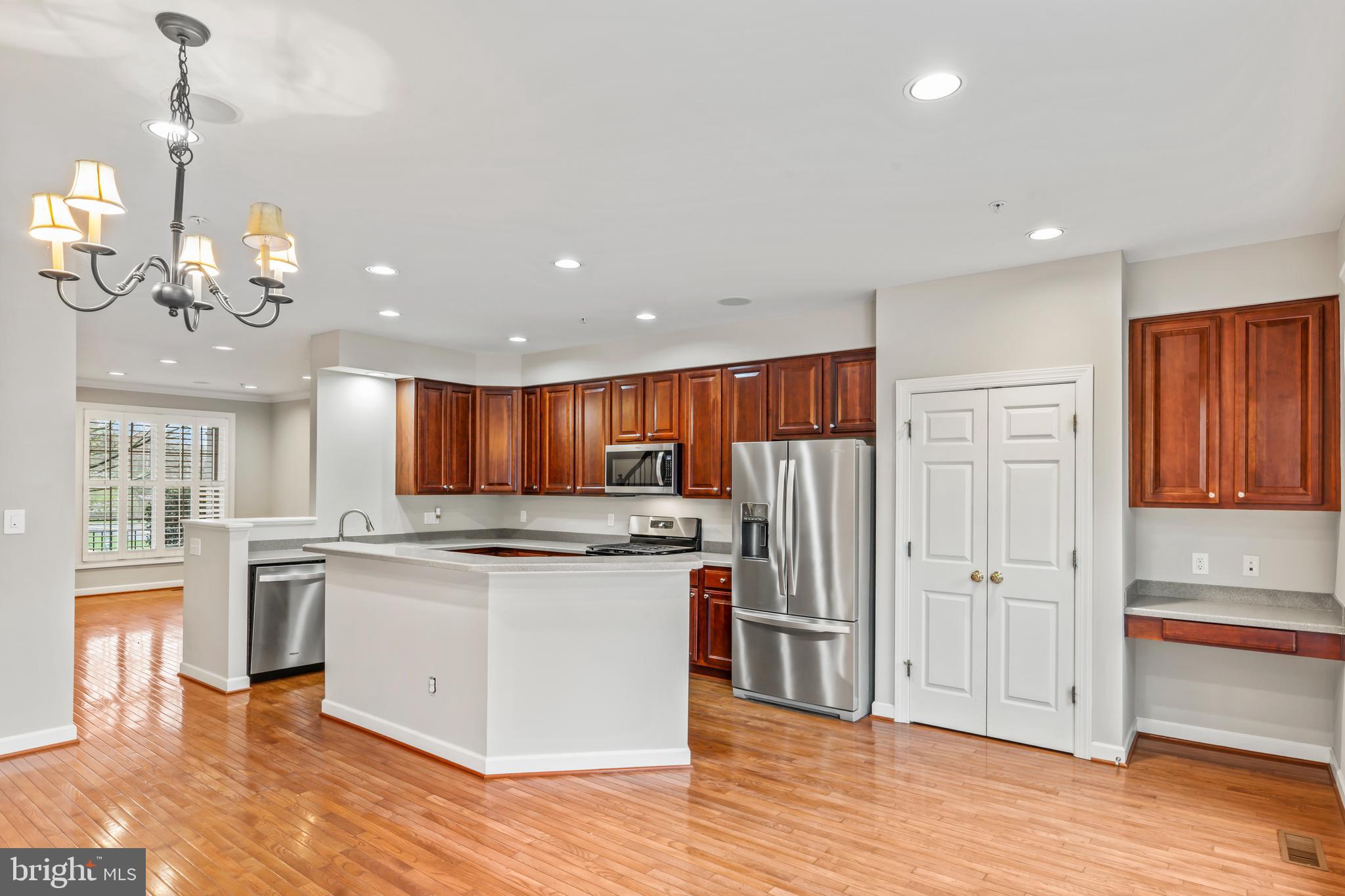 VILLAGES OF URBANA - Residential