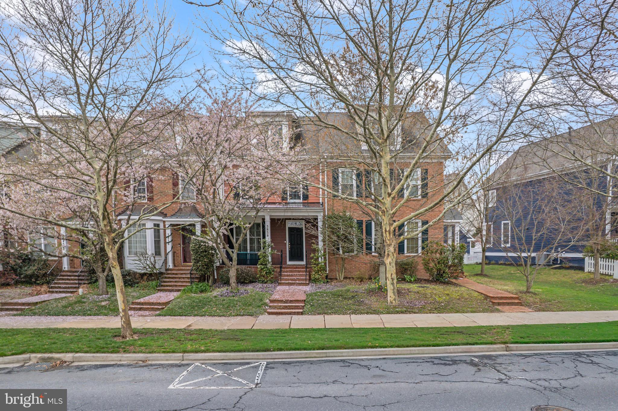 VILLAGES OF URBANA - Residential