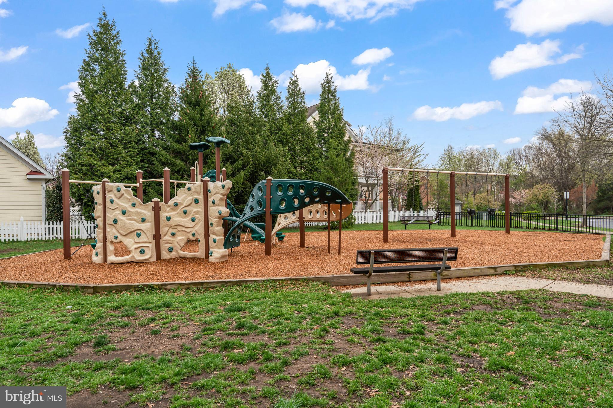 VILLAGES OF URBANA - Residential