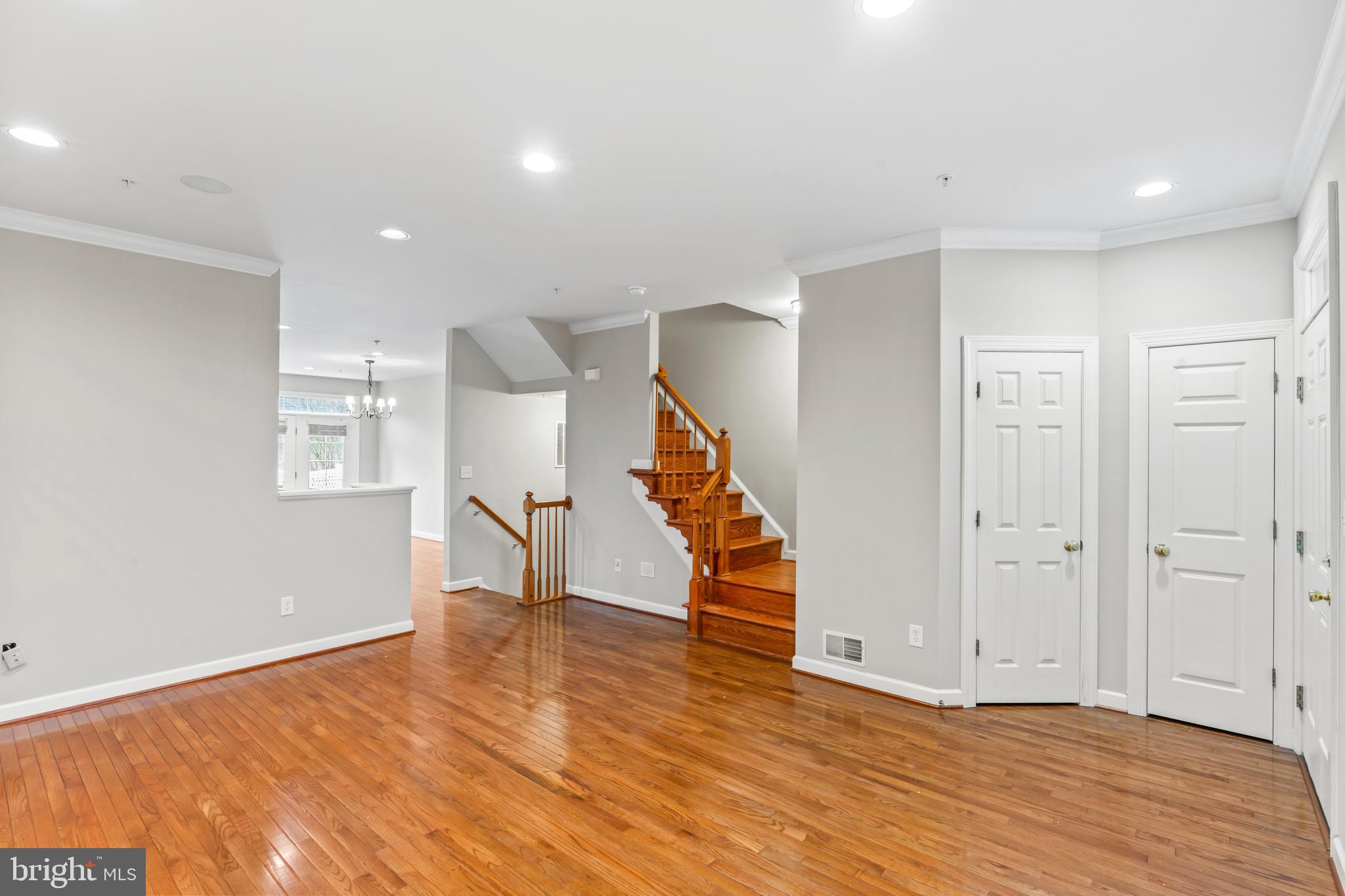 VILLAGES OF URBANA - Residential