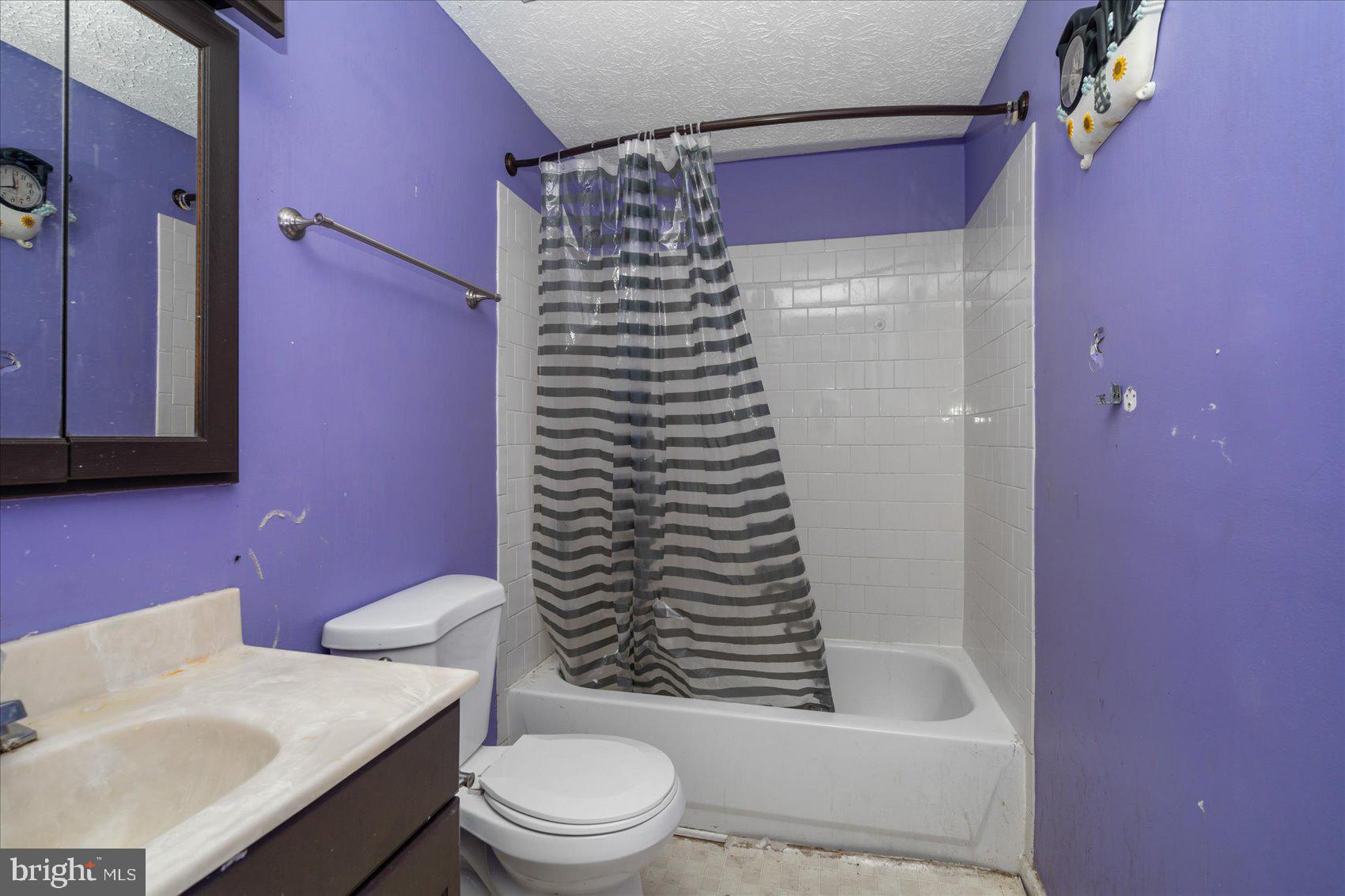 UPTON VILLAGE NORTH - Residential