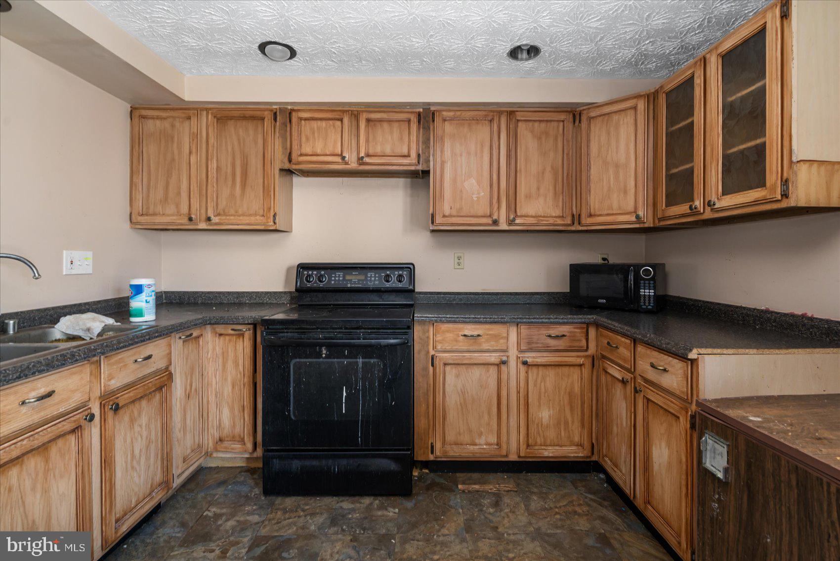 UPTON VILLAGE NORTH - Residential