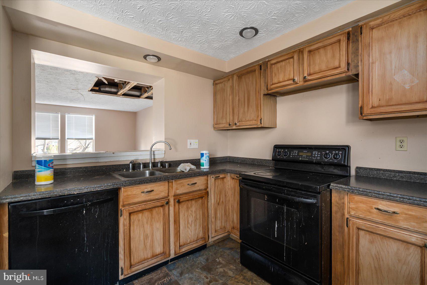 UPTON VILLAGE NORTH - Residential