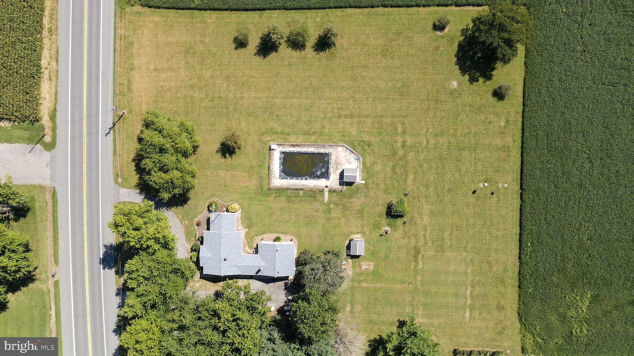 6556 HICKMAN ROAD