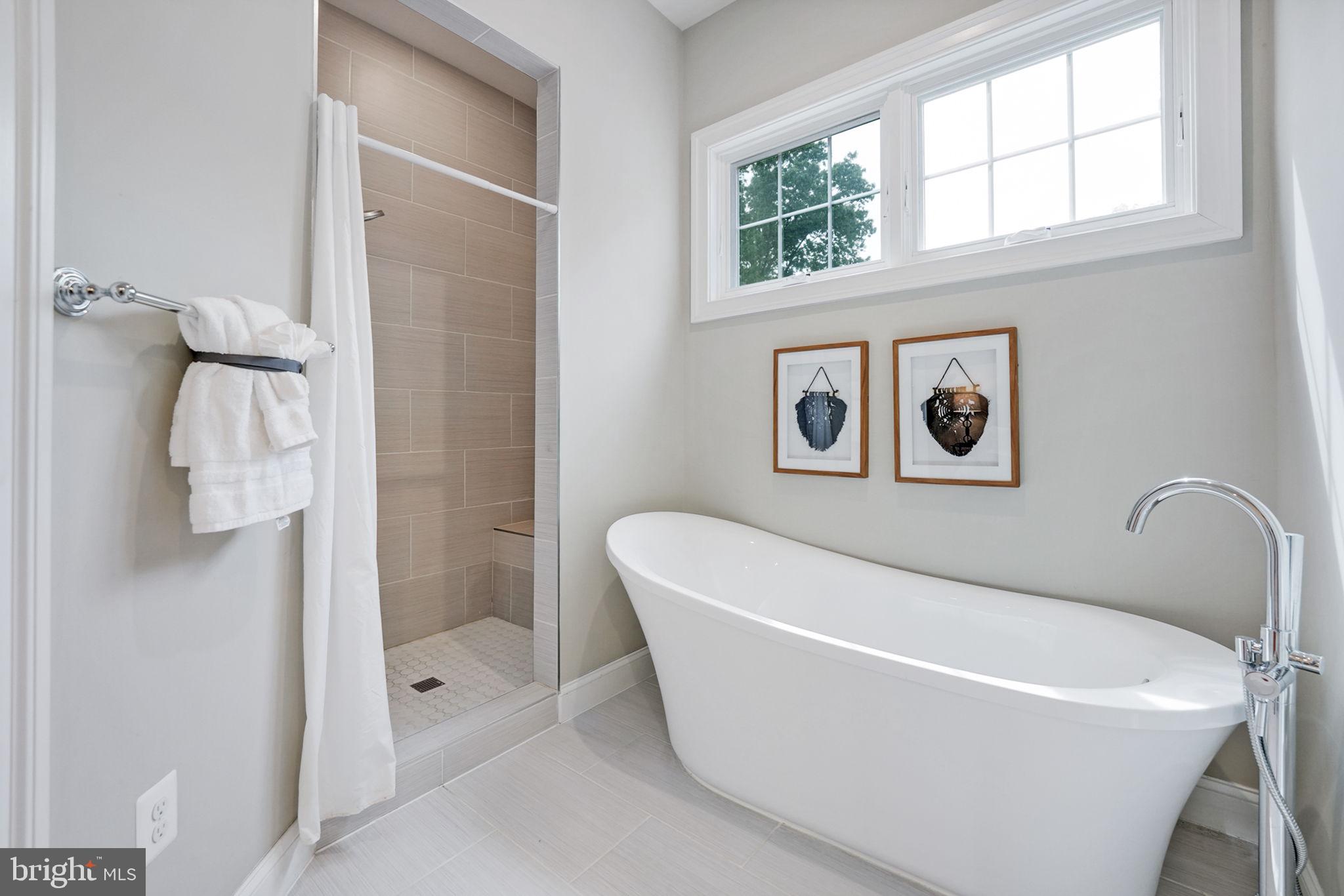 LEE FOREST - Residential