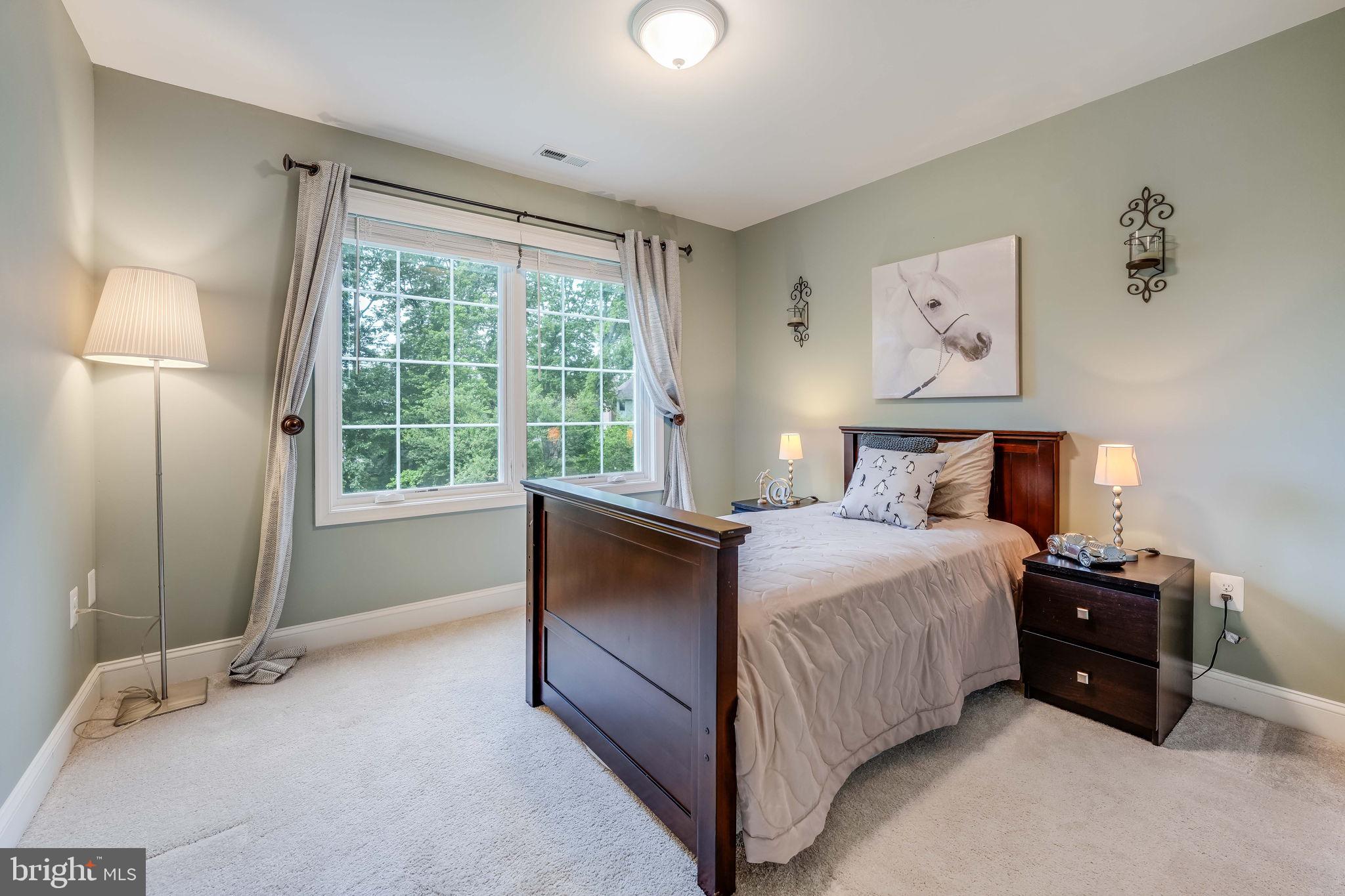 LEE FOREST - Residential