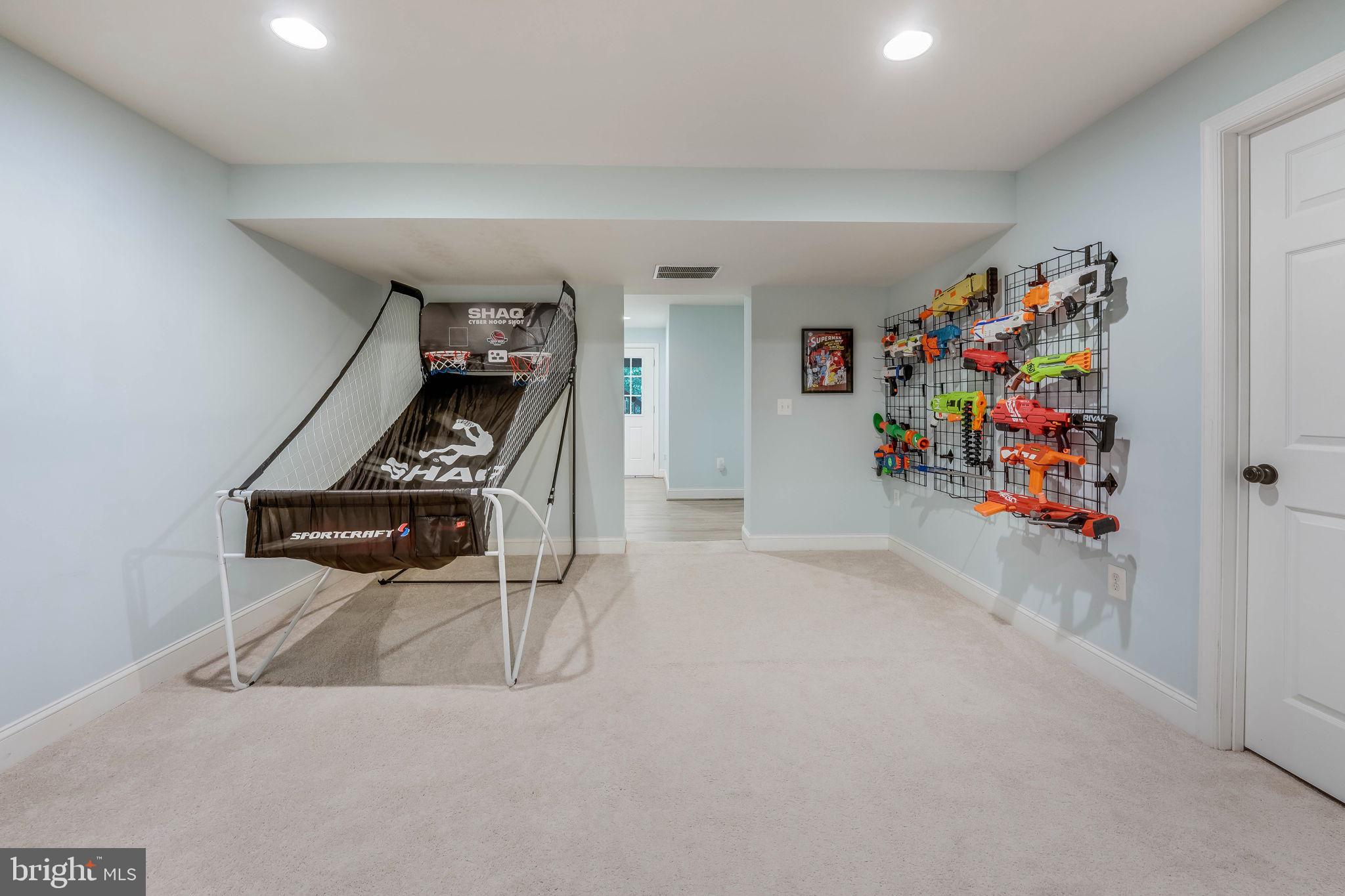 LEE FOREST - Residential