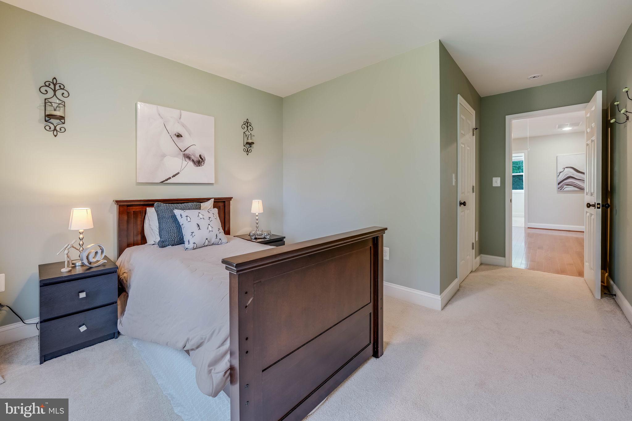 LEE FOREST - Residential