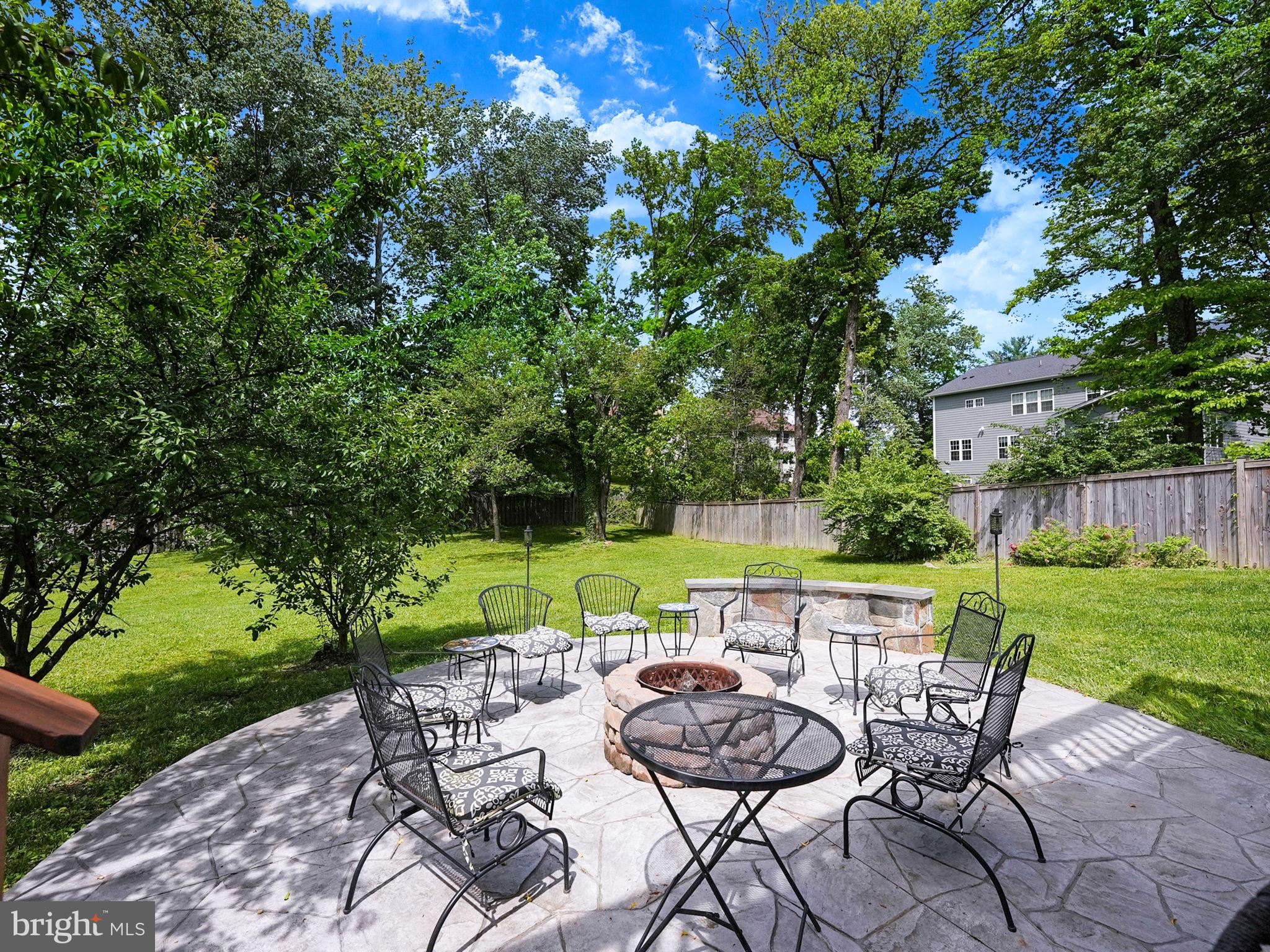 LEE FOREST - Residential