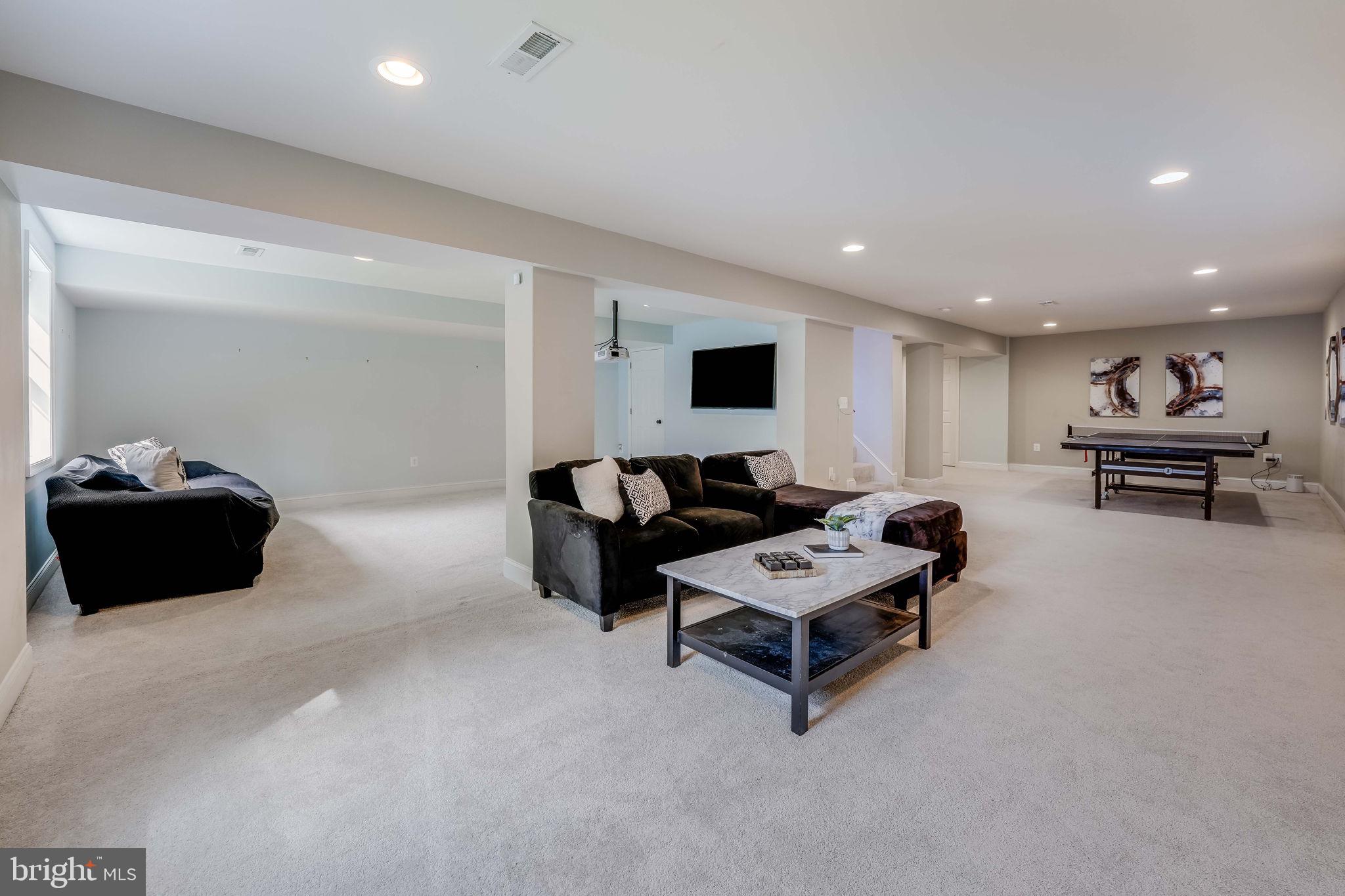 LEE FOREST - Residential