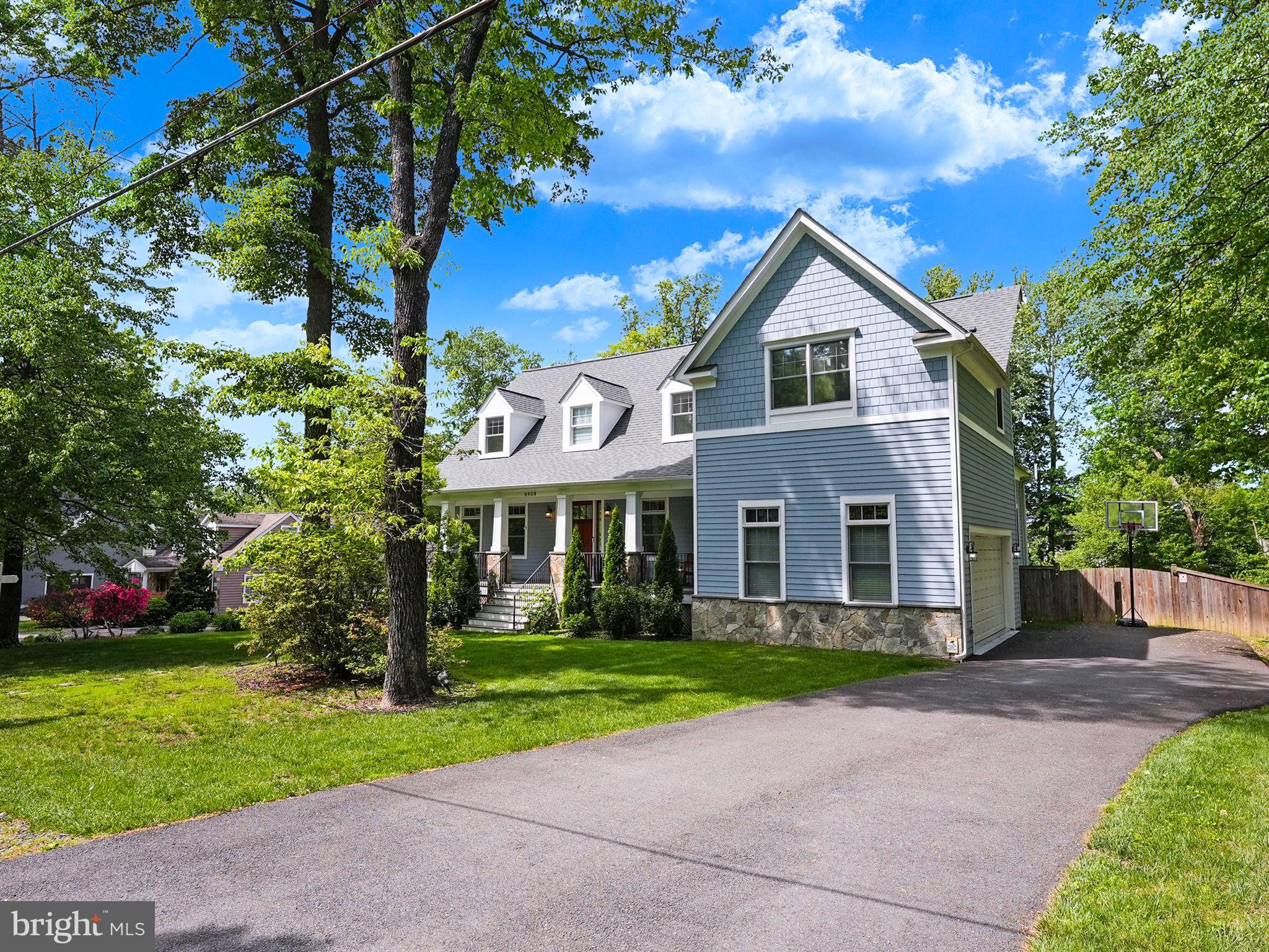 LEE FOREST - Residential