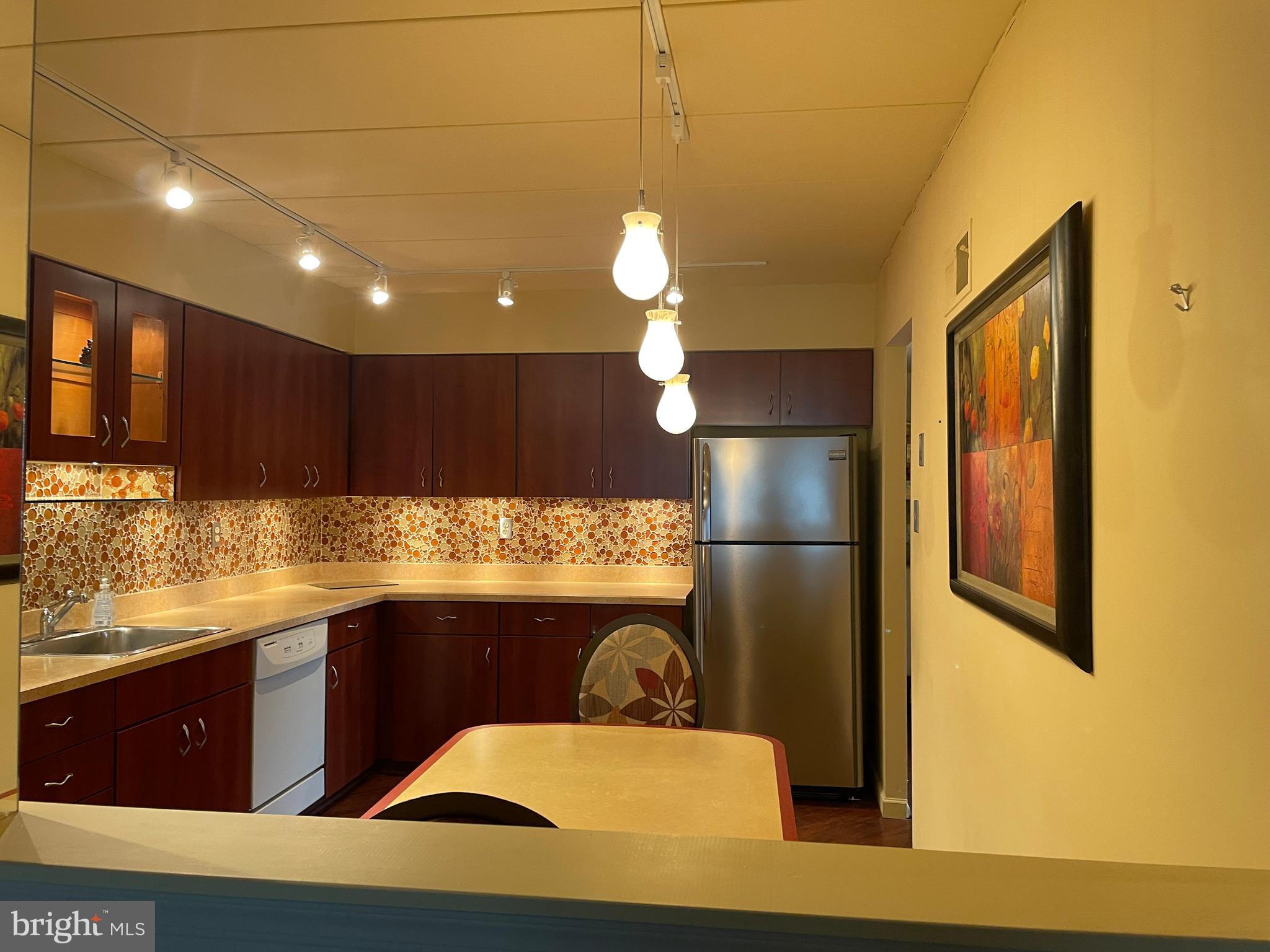 BUSTLETON - Residential